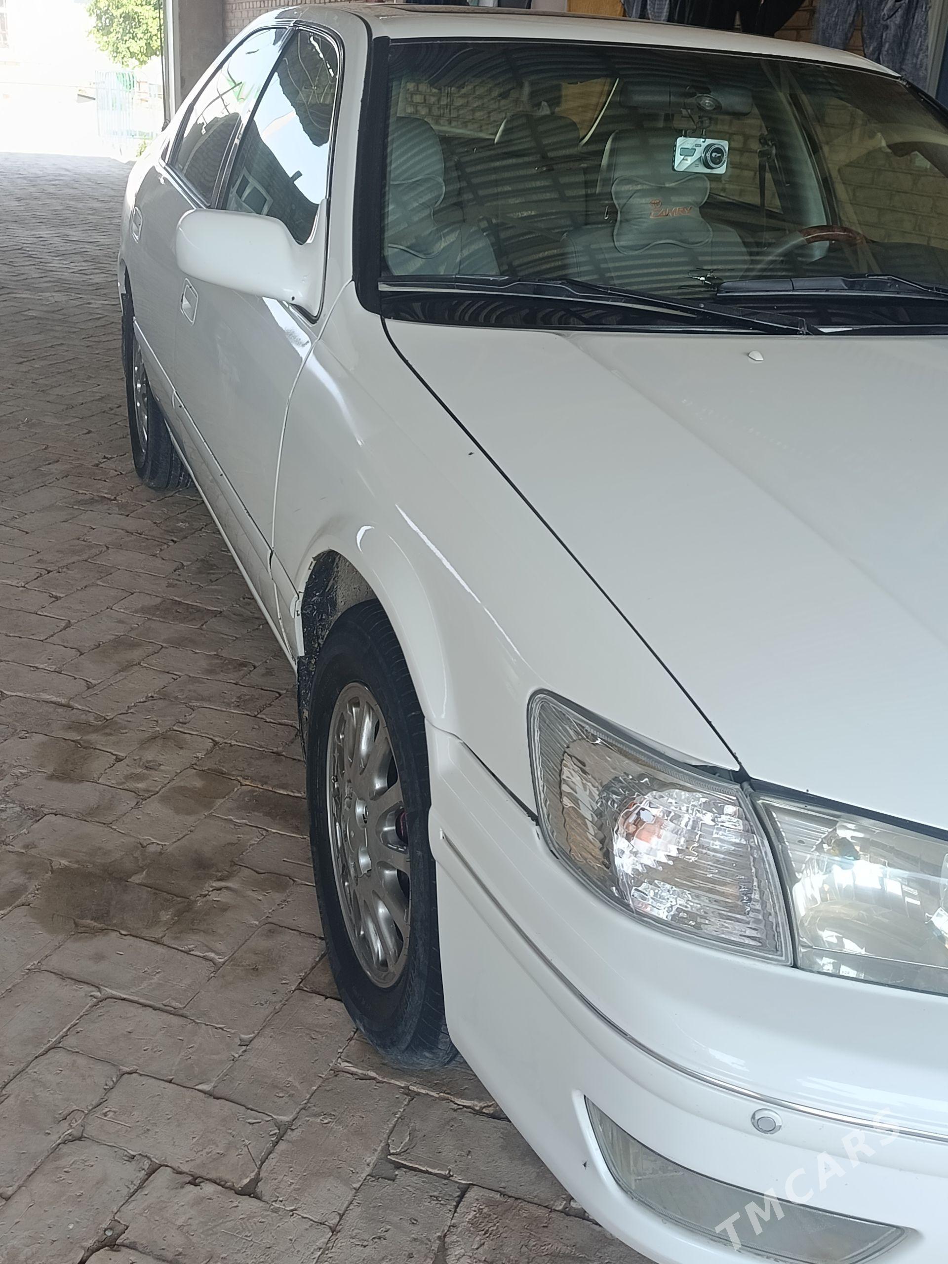 Toyota Camry 1998 - 147 000 TMT - Туркменгала - img 1