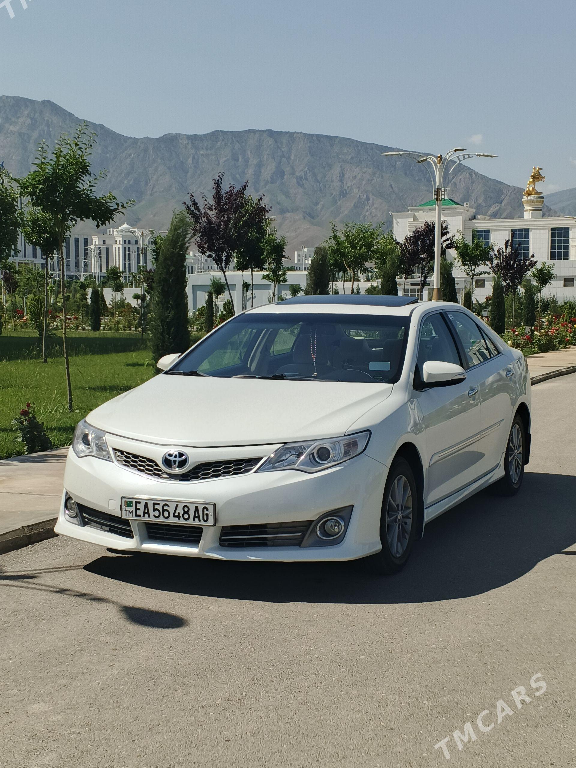 Toyota Camry 2012 - 285 000 TMT - Бахарден - img 1
