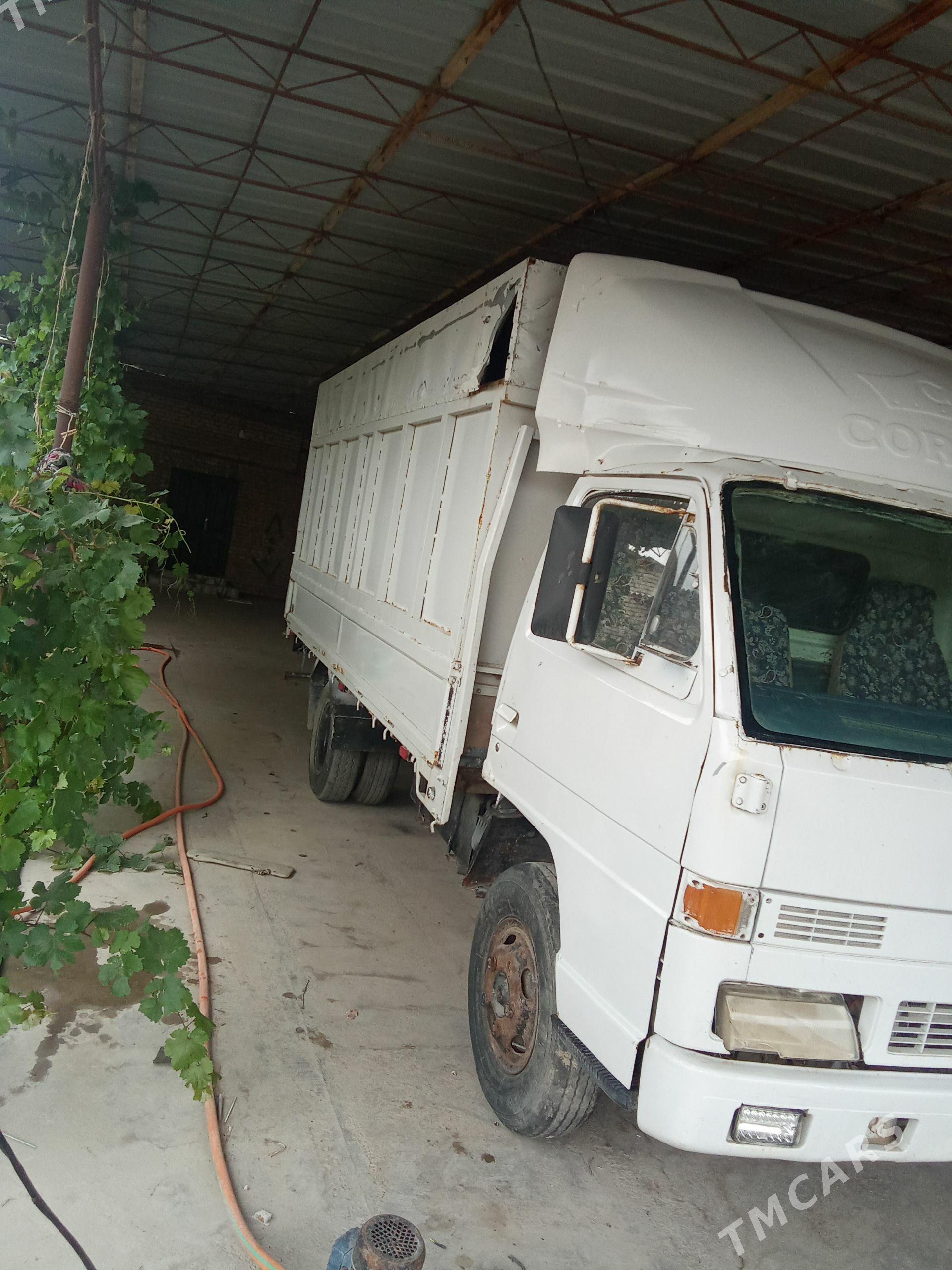 Toyota Hiace 1996 - 110 000 TMT - Dänew - img 1