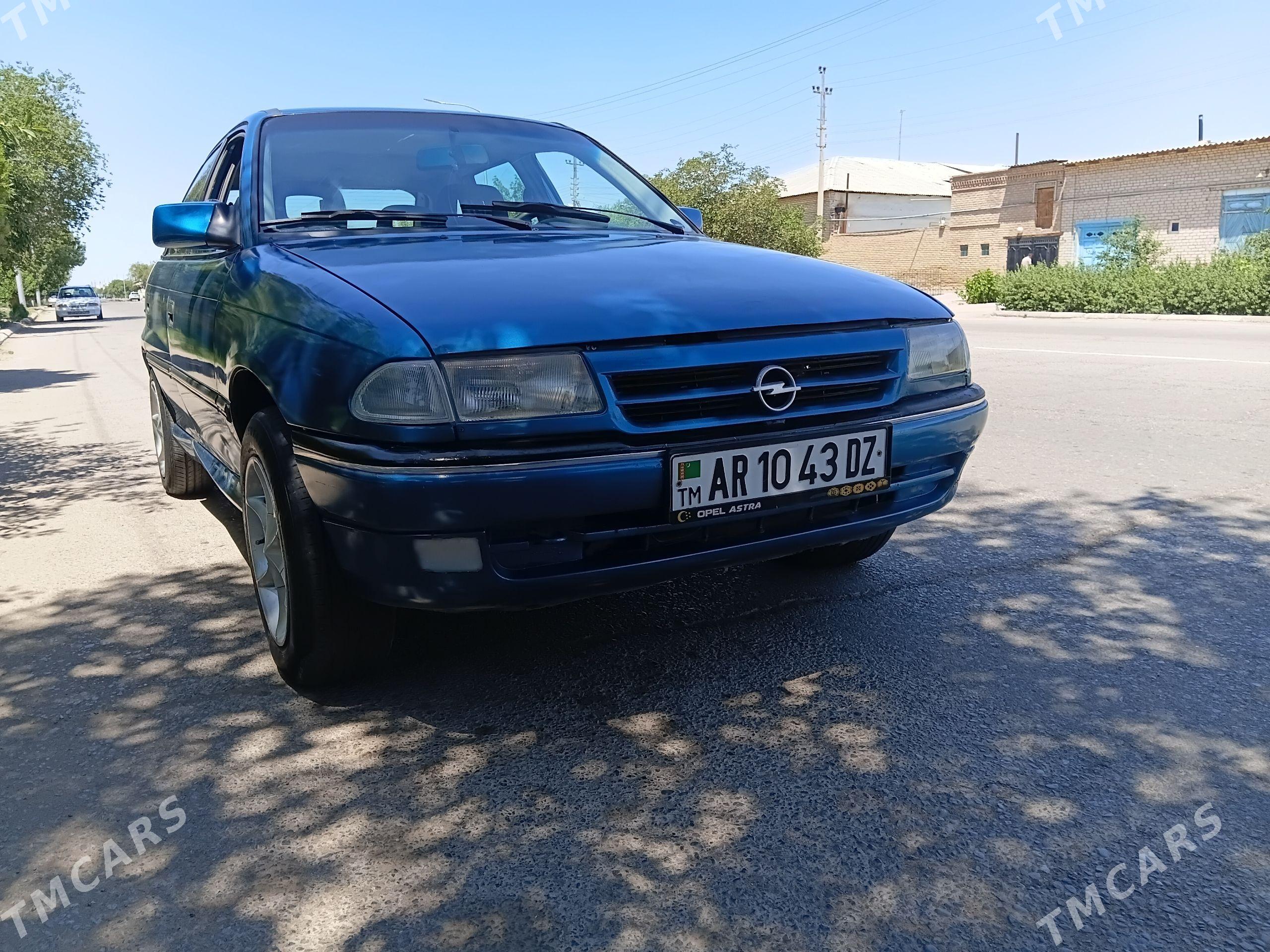 Opel Astra 1993 - 50 000 TMT - Дашогуз - img 1