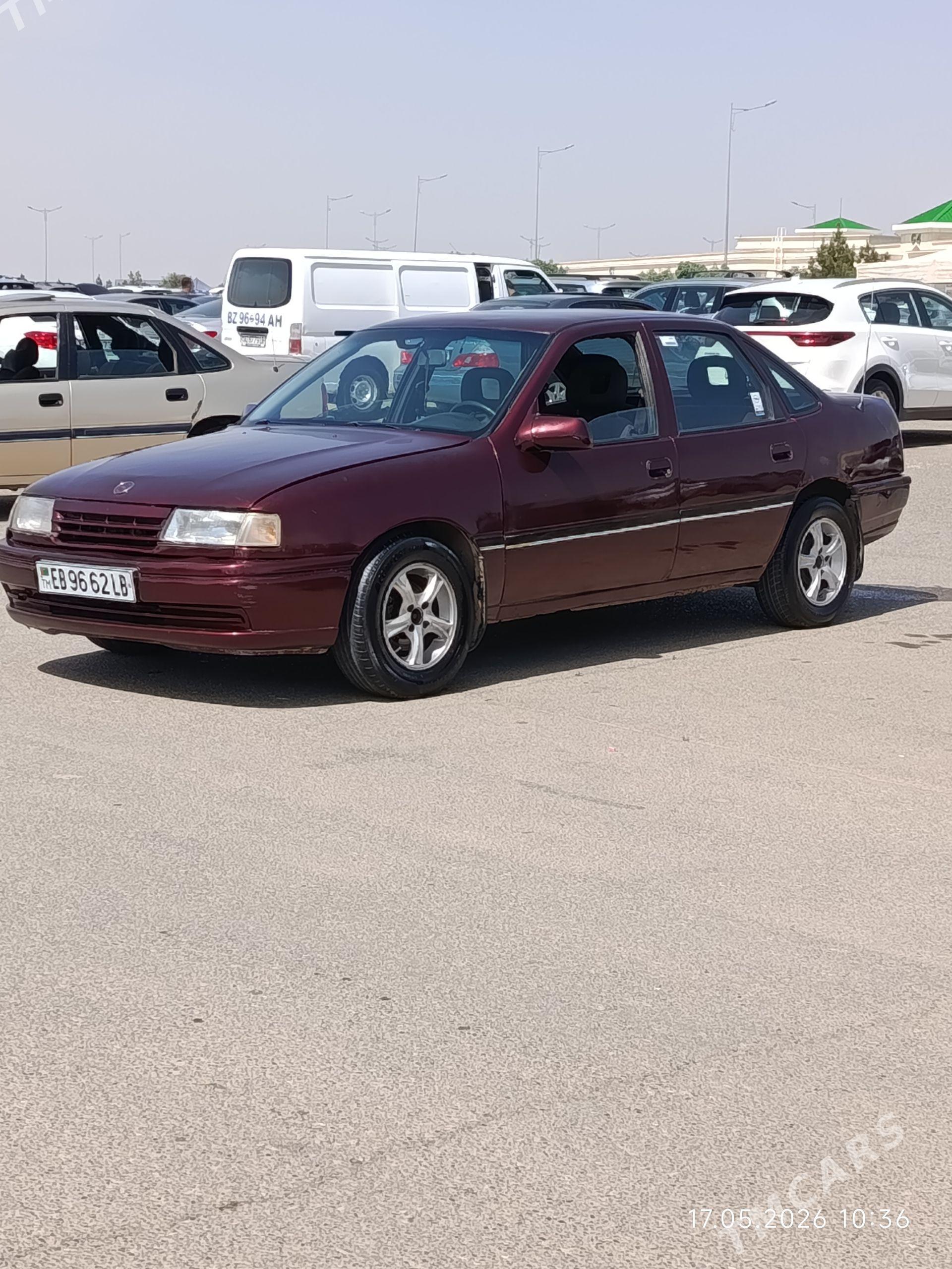 Opel Vectra 1990 - 35 000 TMT - Чарджоу - img 1