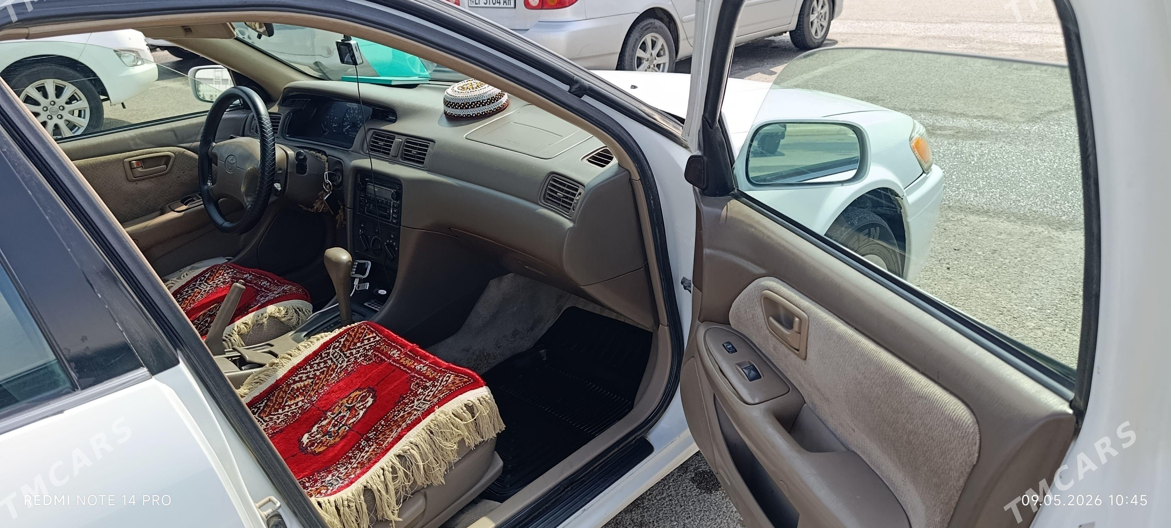 Toyota Camry 2000 - 160 000 TMT - Гёкдепе - img 1