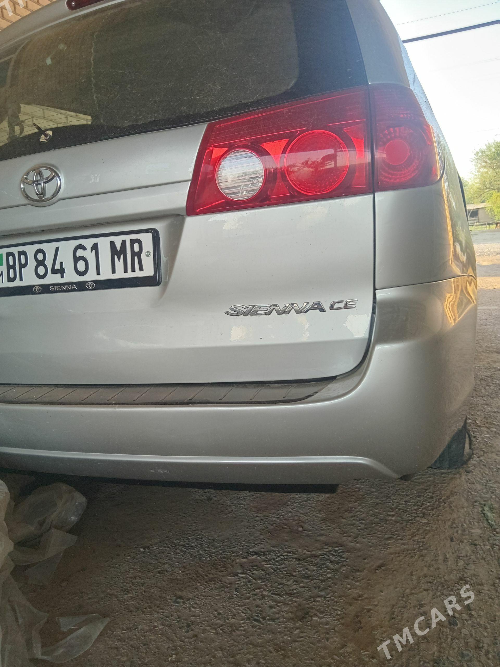 Toyota Sienna 2008 - 300 000 TMT - Мары - img 1