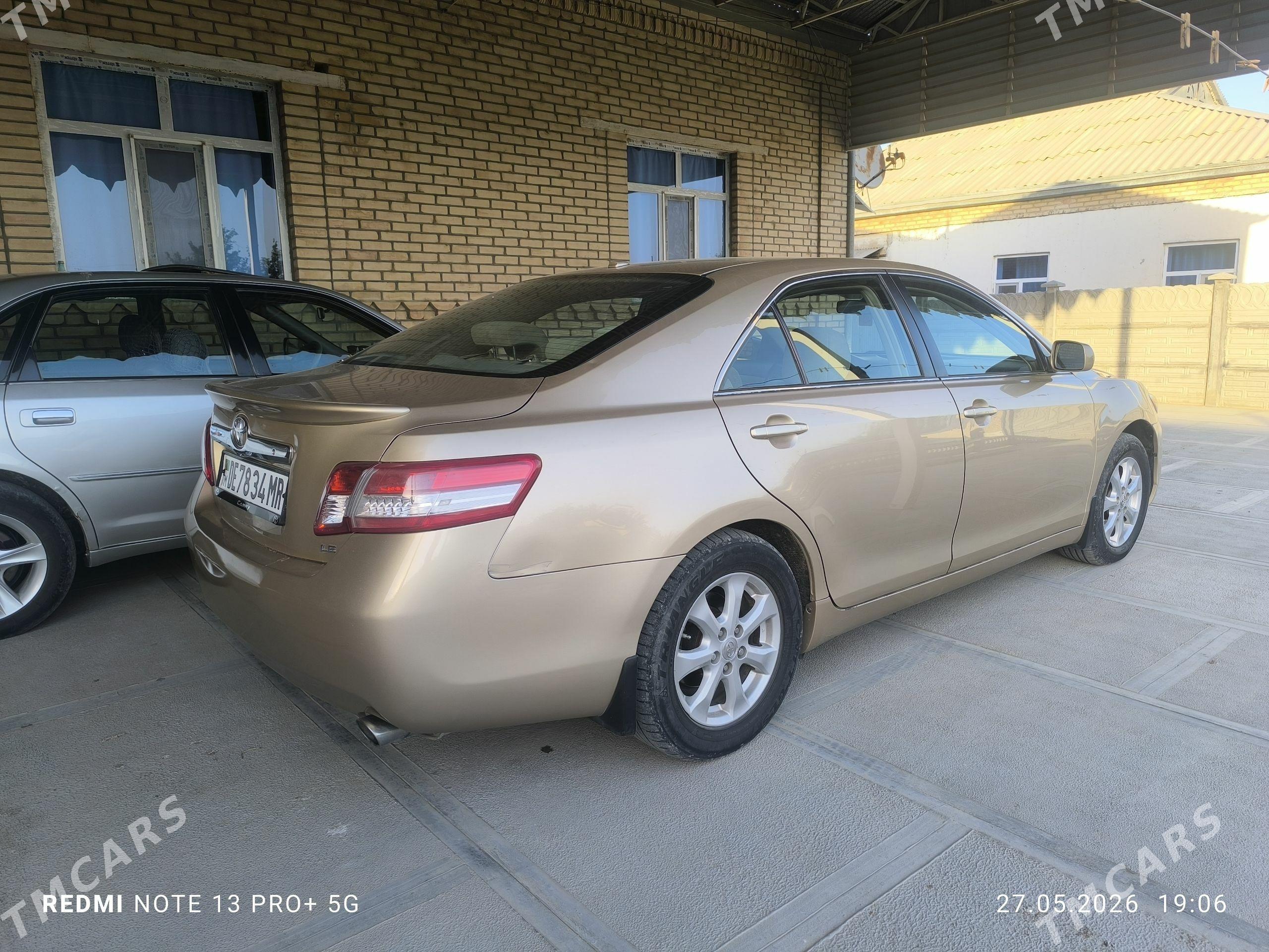Toyota Camry 2010 - 220 000 TMT - Мары - img 1