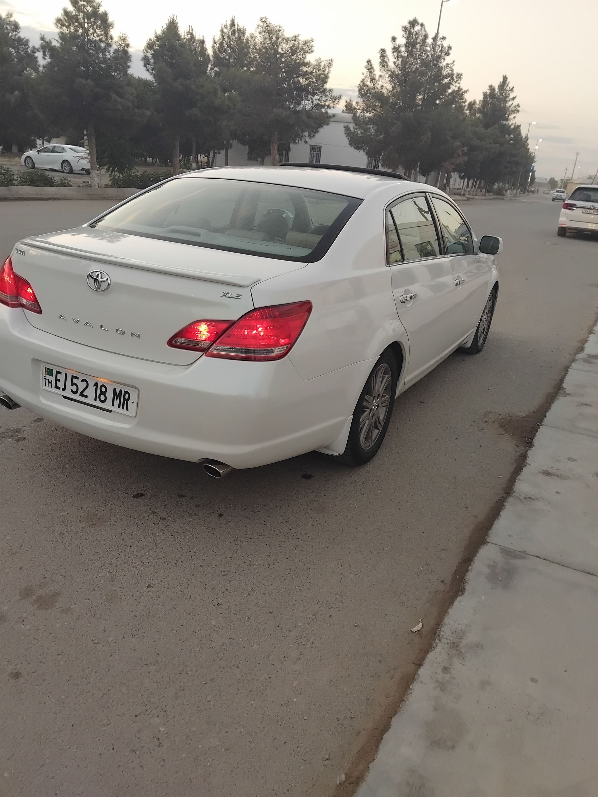 Toyota Avalon 2005 - 230 000 TMT - Сакарчага - img 1