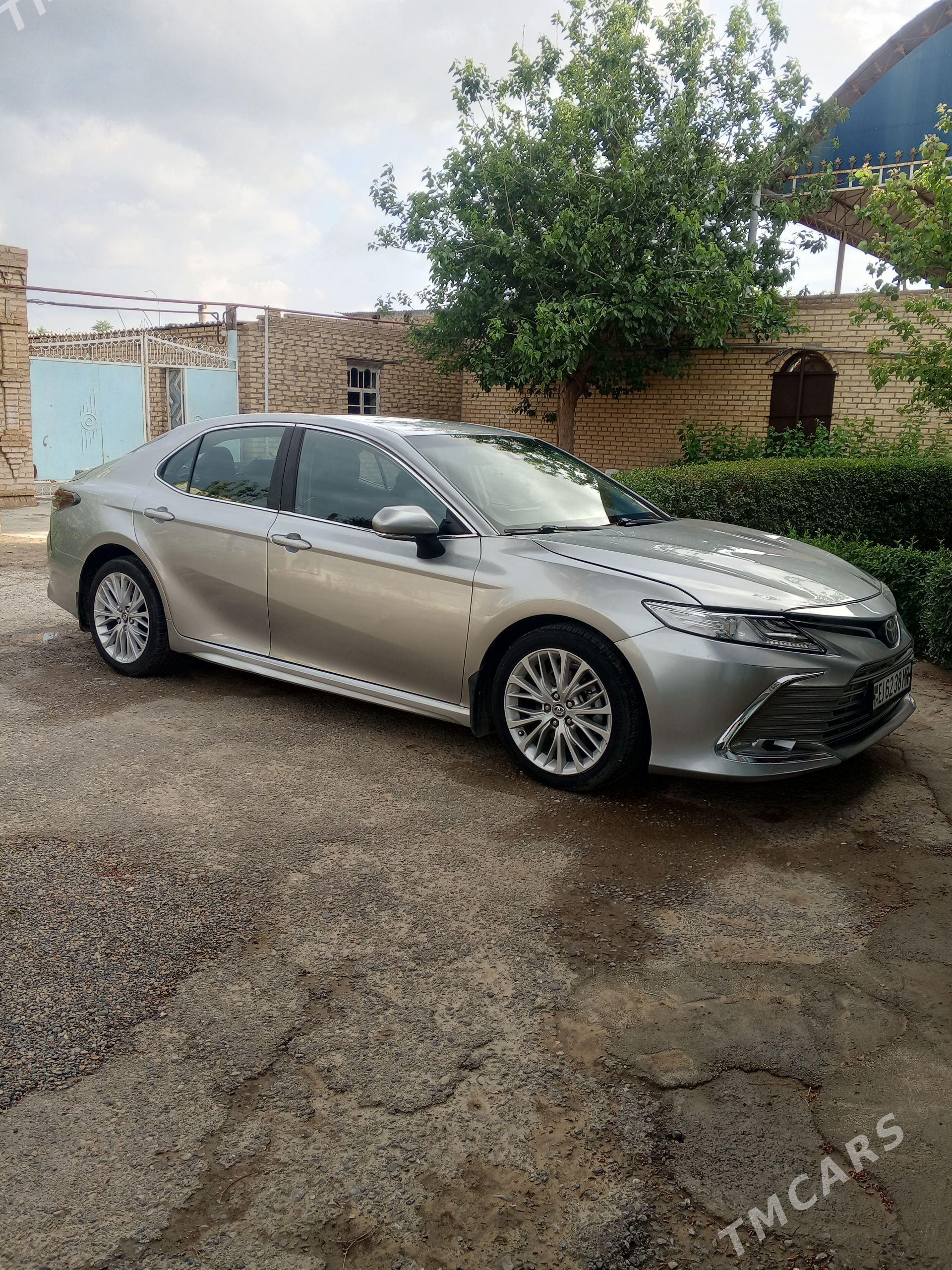 Toyota Camry 2022 - 330 000 TMT - Baýramaly - img 1