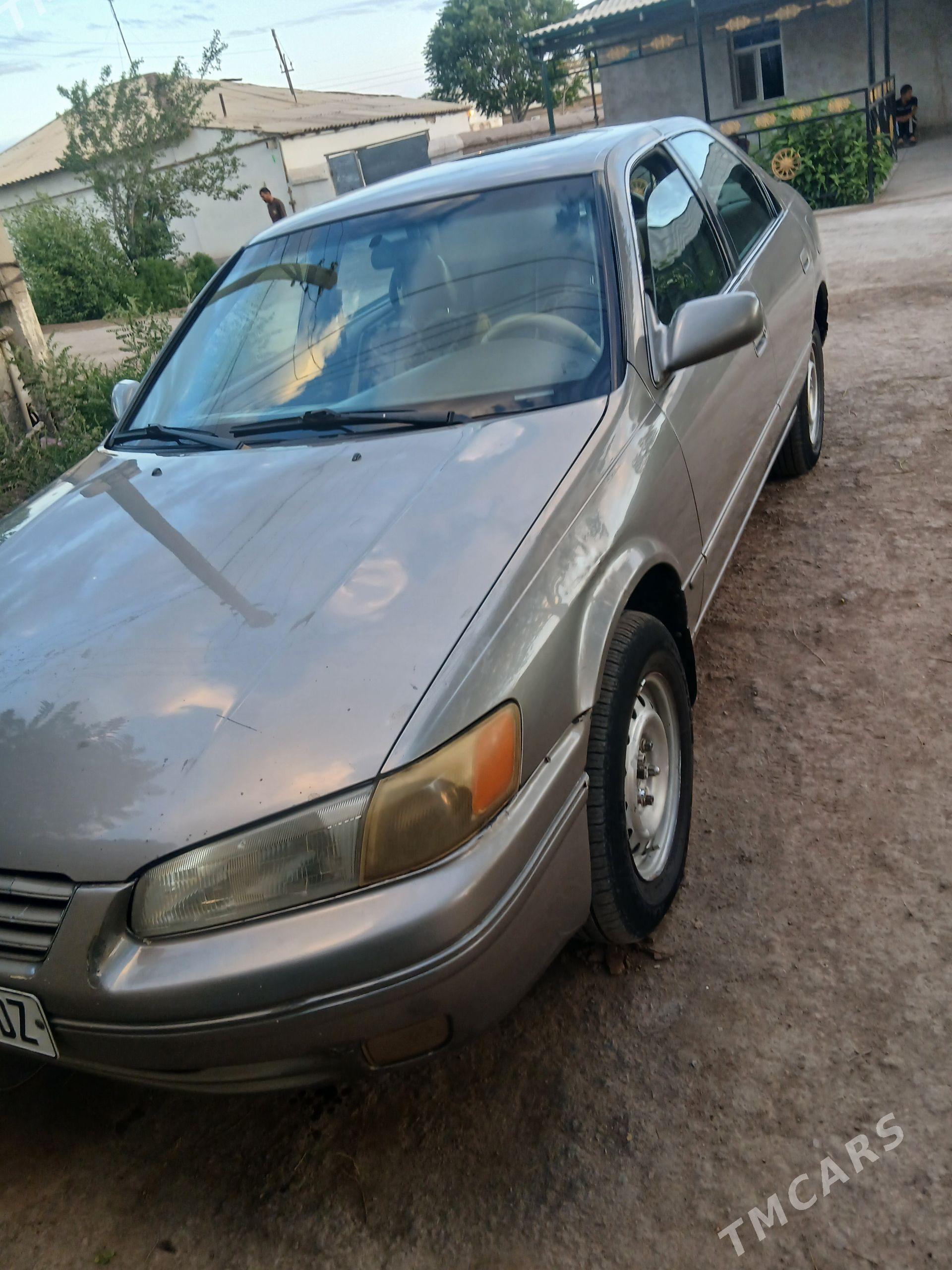 Toyota Camry 1998 - 138 000 TMT - Boldumsaz - img 1