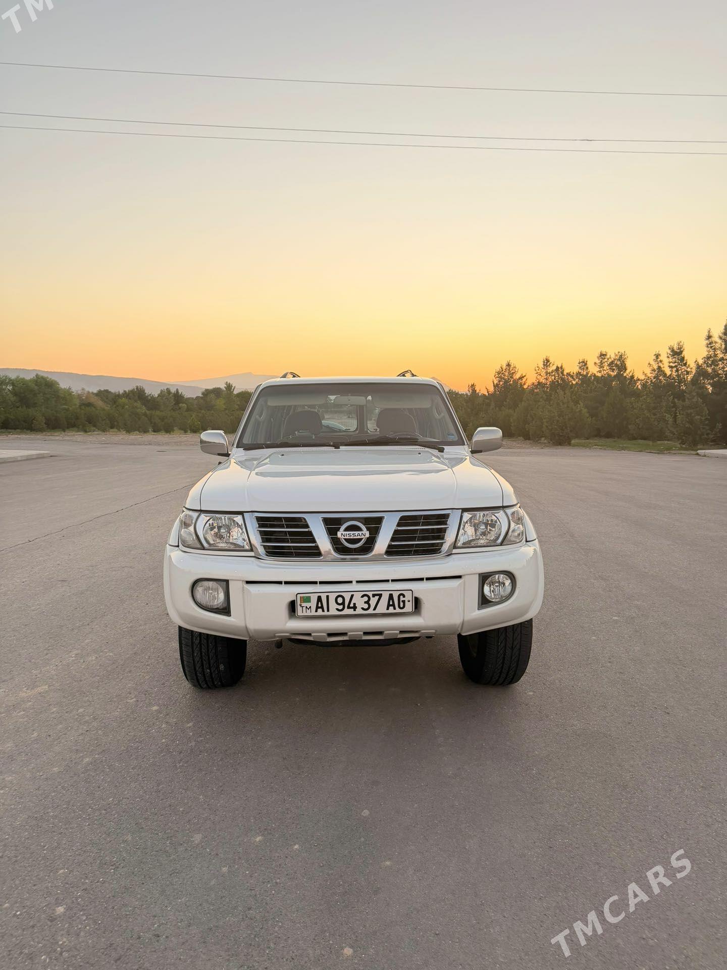 Nissan Patrol 2002 - 350 000 TMT - Aşgabat - img 1