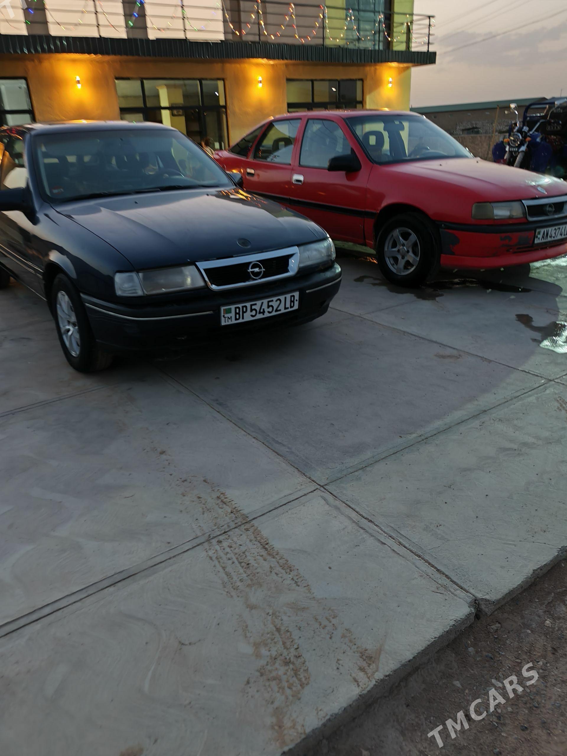 Opel Vectra 1993 - 25 000 TMT - Kerki - img 1