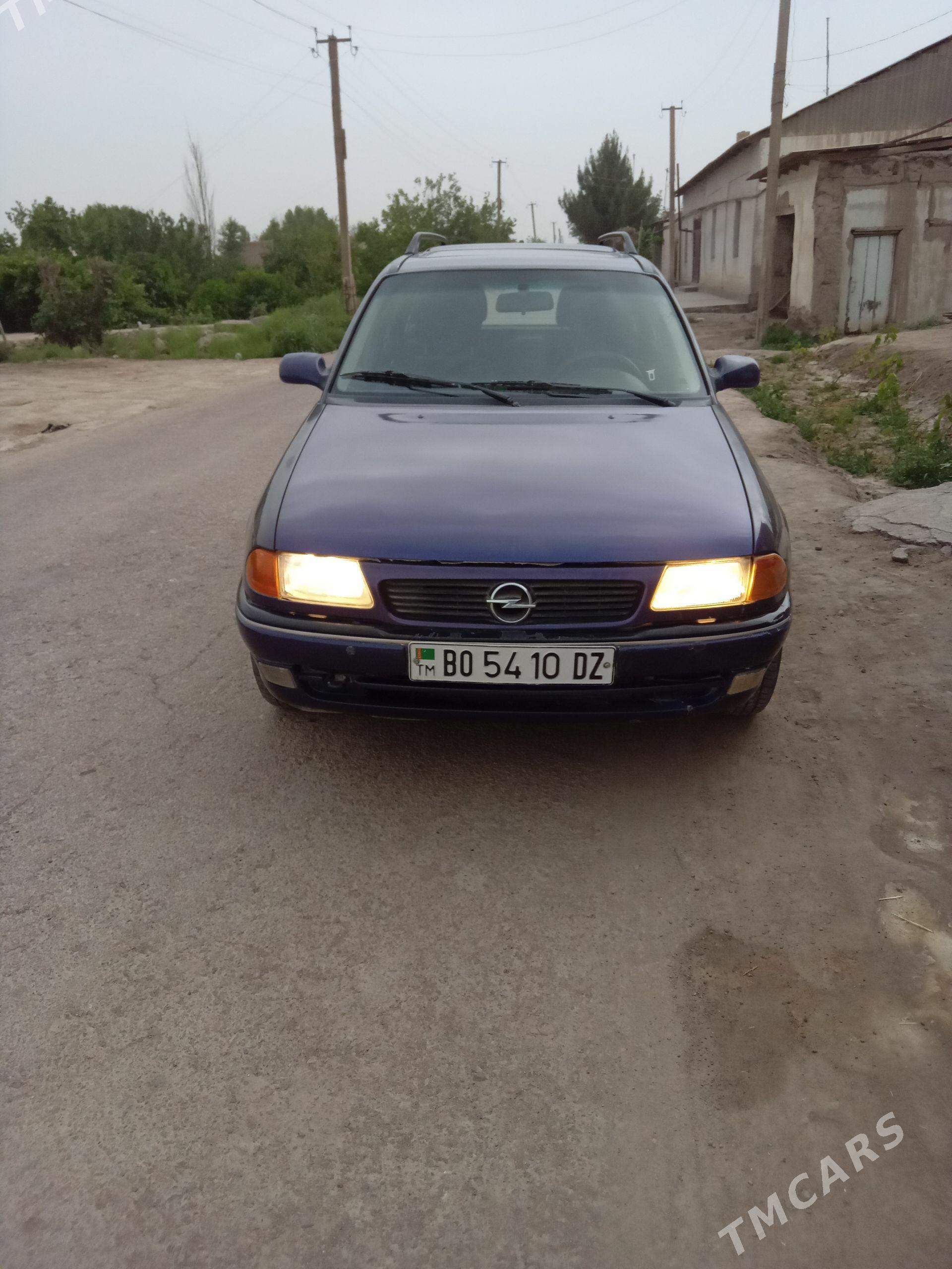 Opel Astra 1995 - 38 000 TMT - Шабатский этрап - img 1