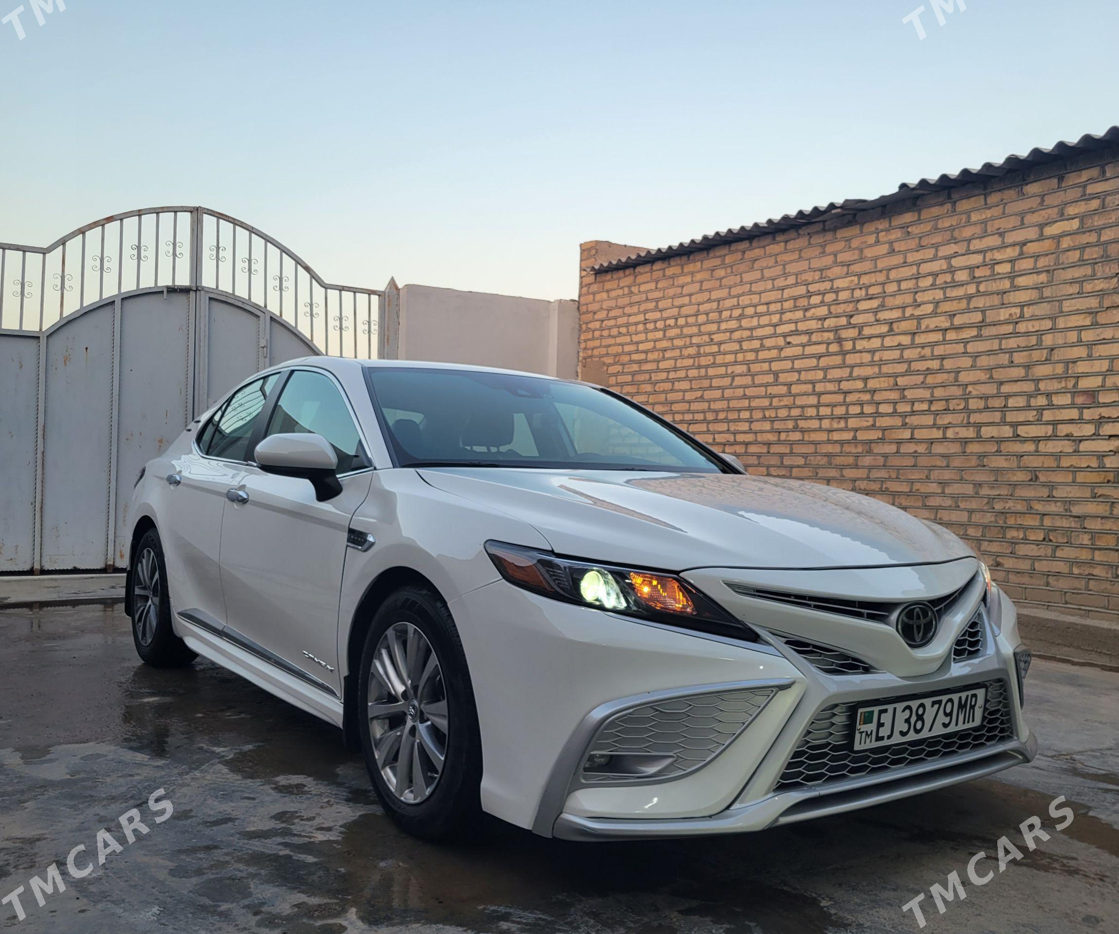 Toyota Camry 2021 - 340 000 TMT - Мары - img 1