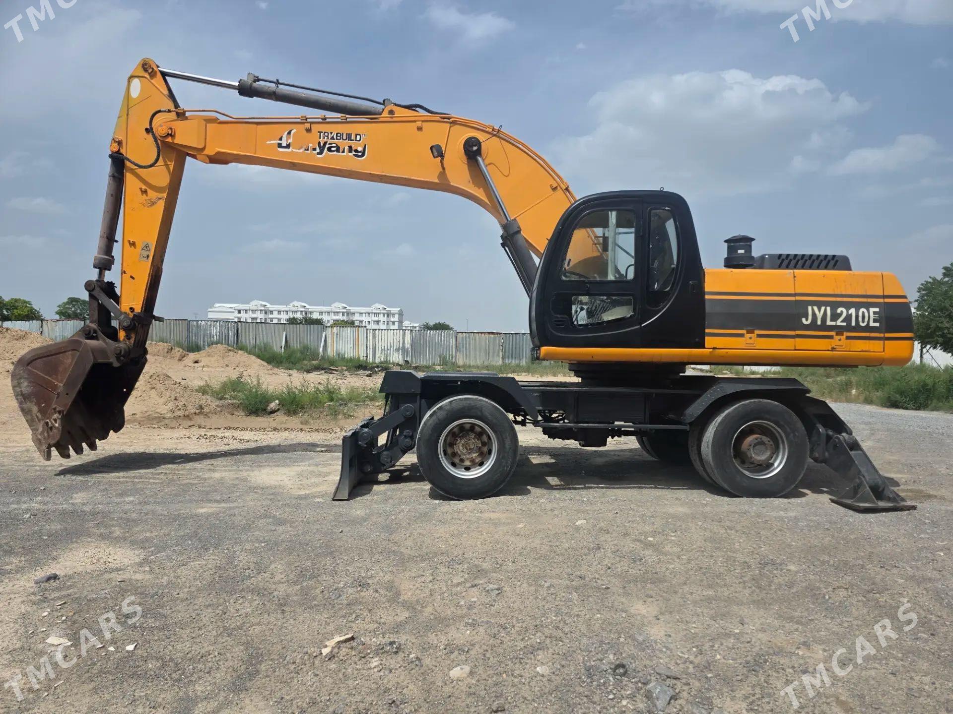 JCB 5CX Wastemaster 2012 - 1 500 000 TMT - Ашхабад - img 1