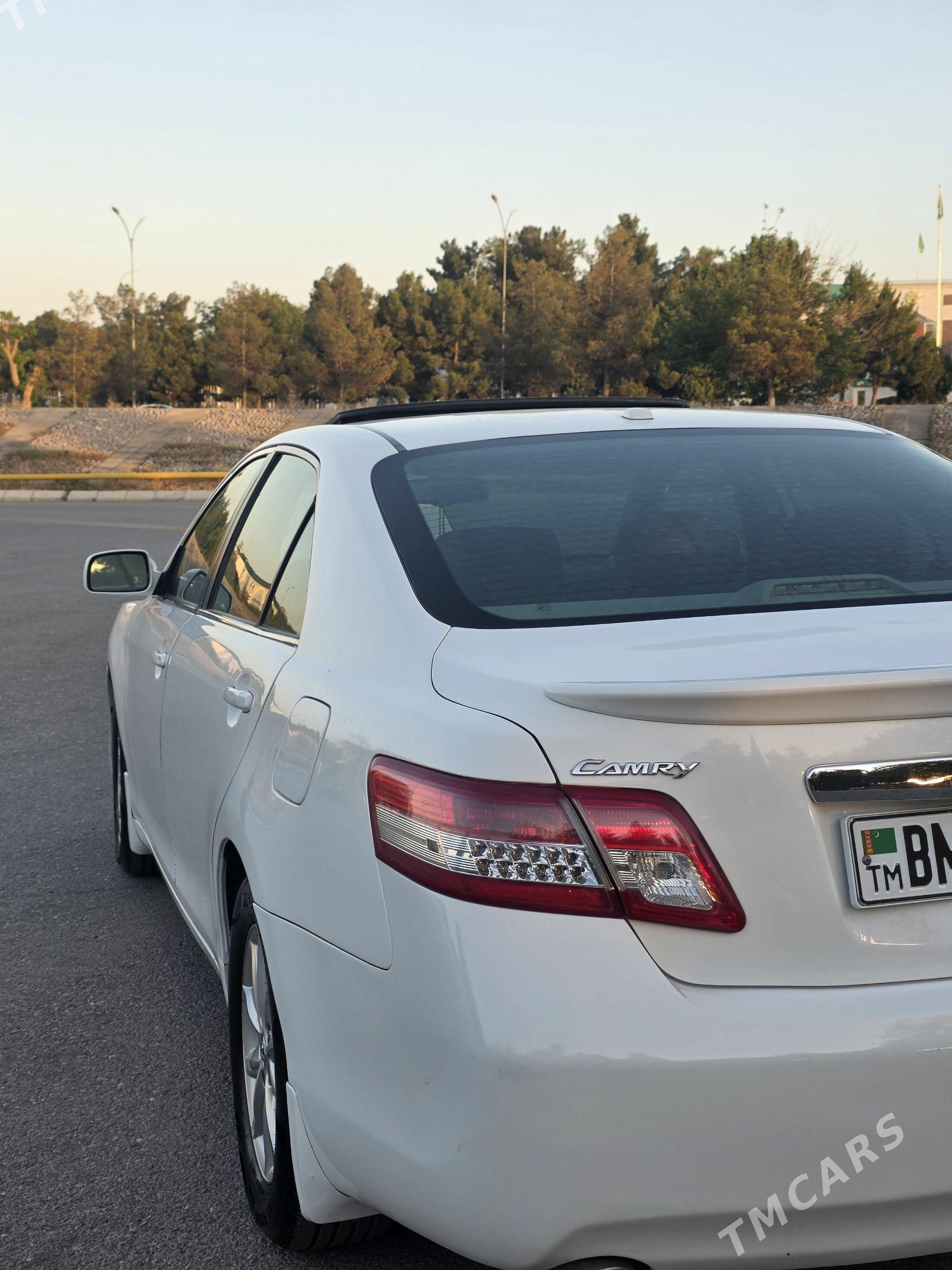 Toyota Camry 2006 - 210 000 TMT - Анев - img 1