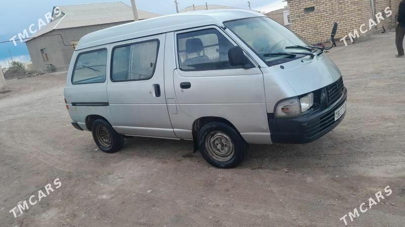 Toyota Town Ace 1996 - 30 000 TMT - Теджен - img 1