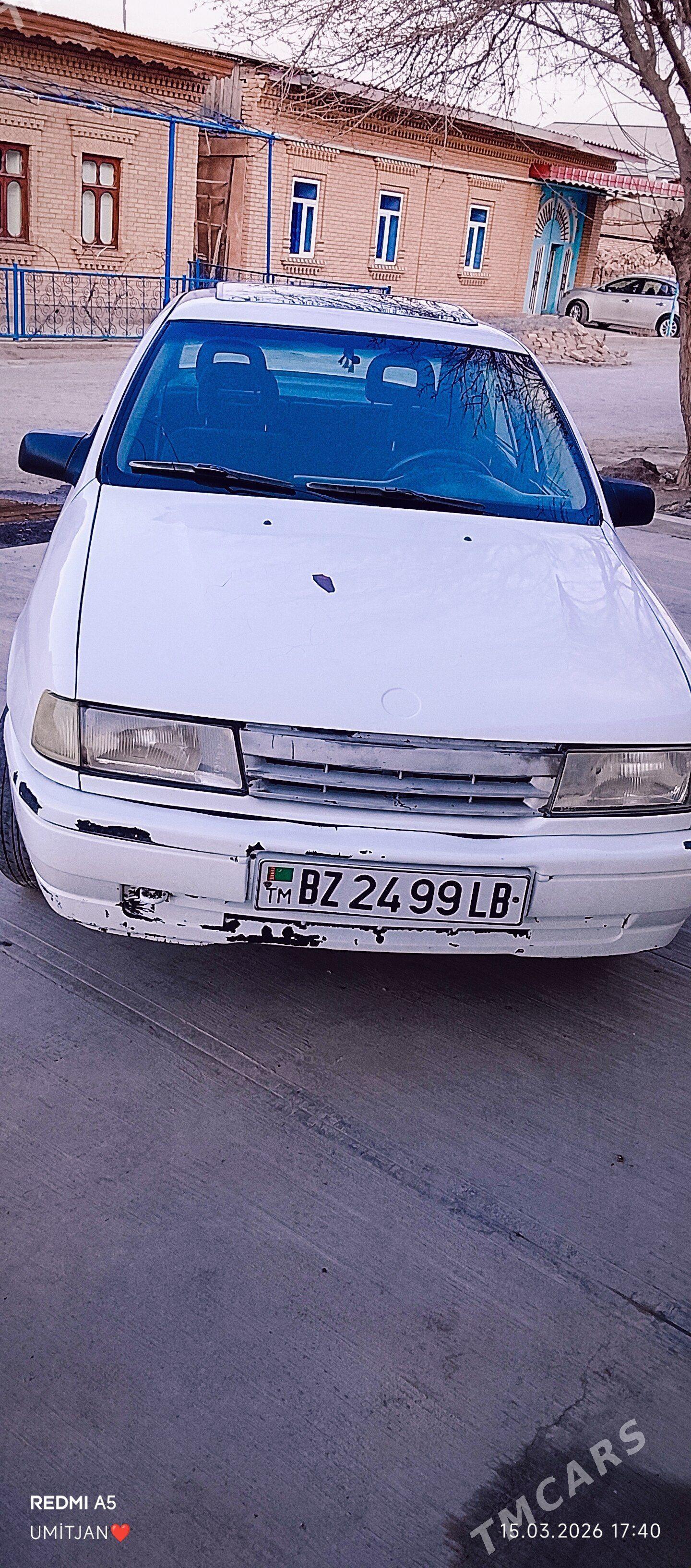 Opel Vectra 1989 - 22 000 TMT - Чарджоу - img 1