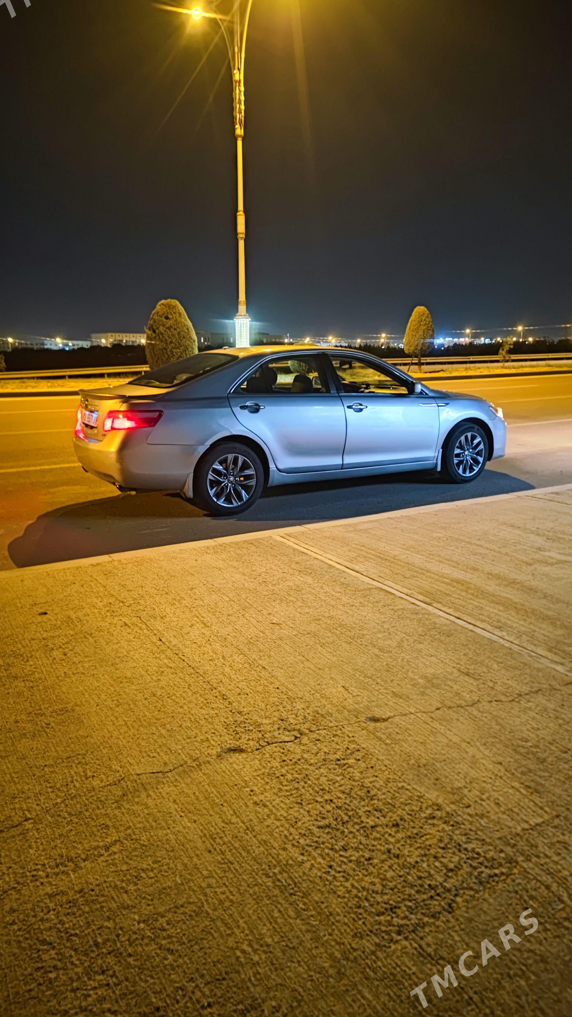 Toyota Camry 2006 - 190 000 TMT - Теджен - img 1