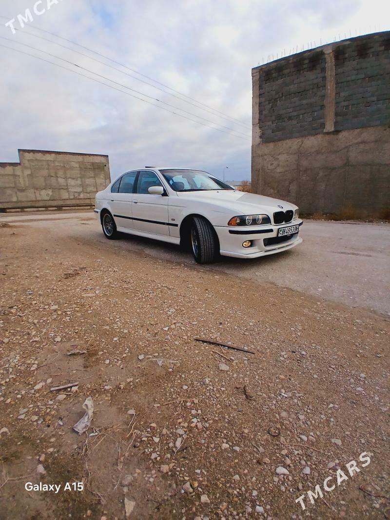 BMW E39 1999 - 120 000 TMT - Саят - img 1