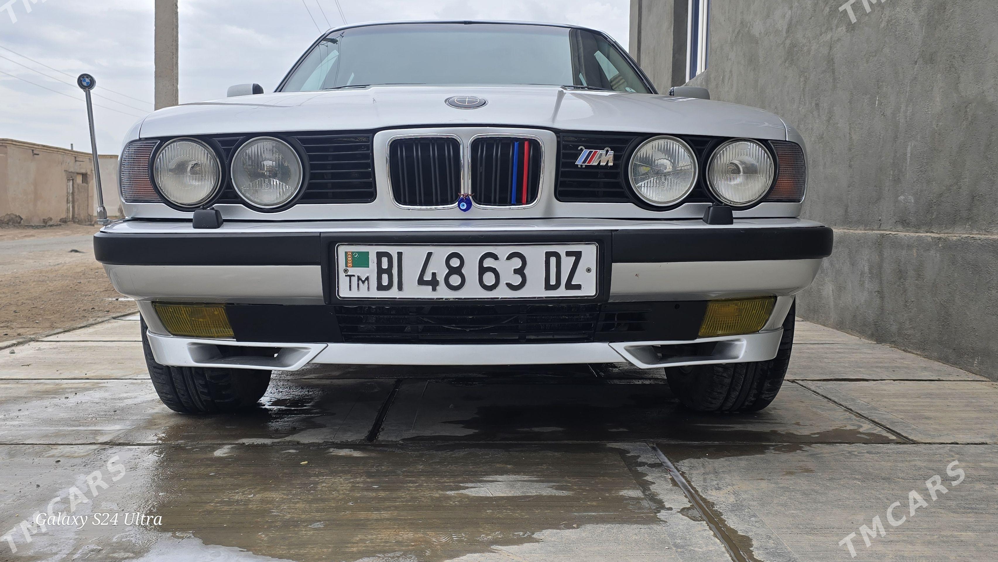 BMW E34 1991 - 95 000 TMT - Кёнеургенч - img 1