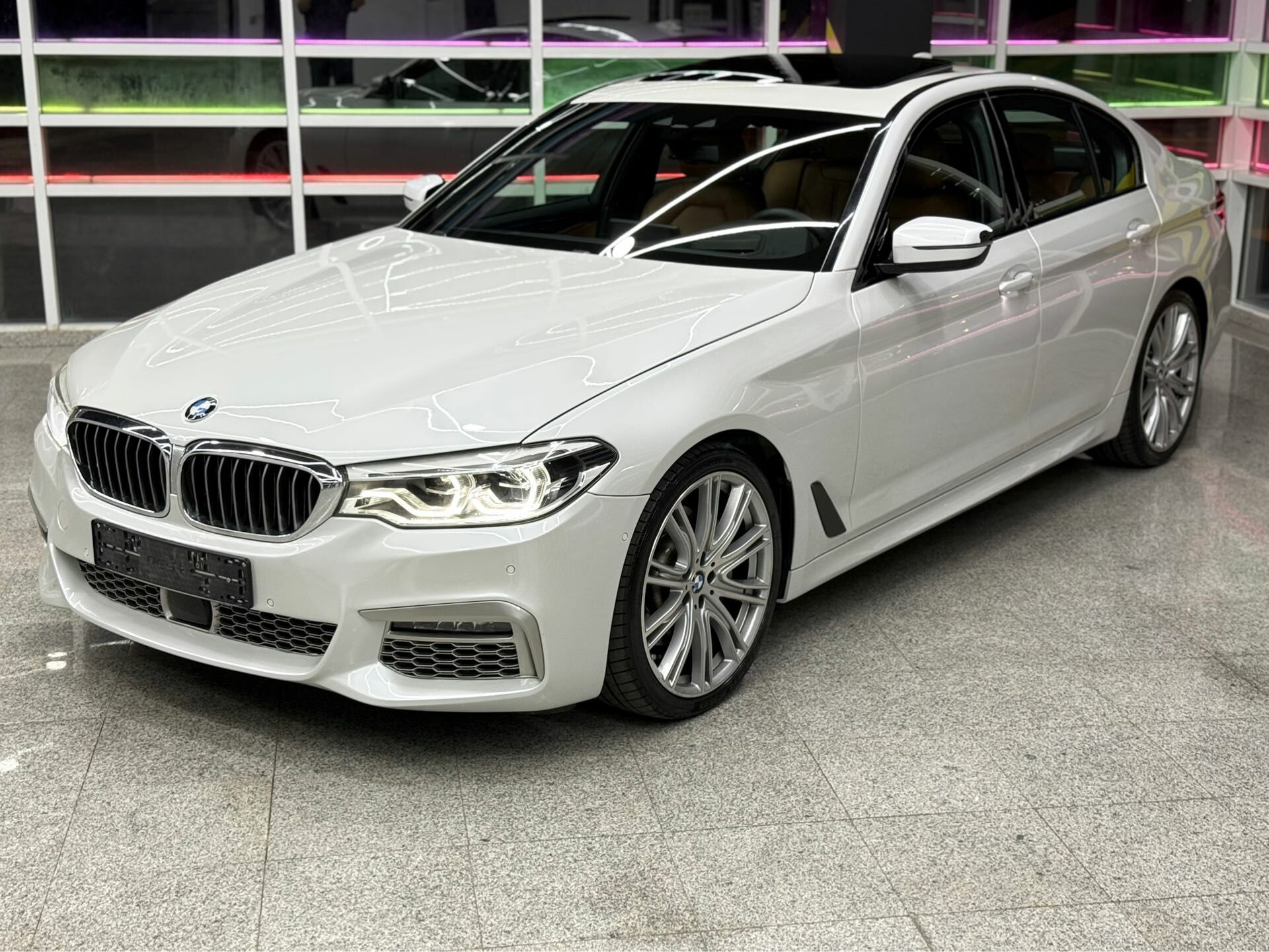 BMW 540 2019 - 590 000 TMT - Ашхабад - img 1