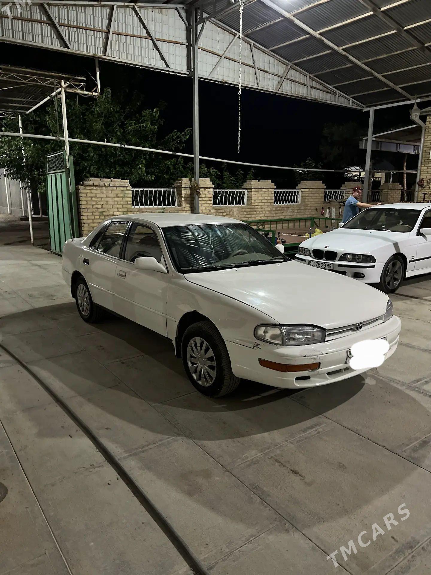 Toyota Camry 1994 - 93 000 TMT - Мургап - img 1