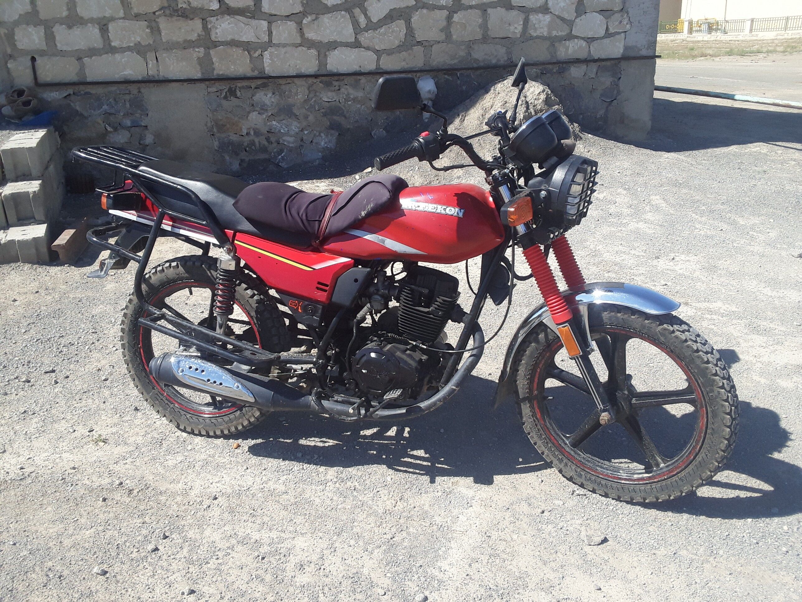 Fekon FK200-14G 2016 - 9 000 TMT - Берекет - img 1