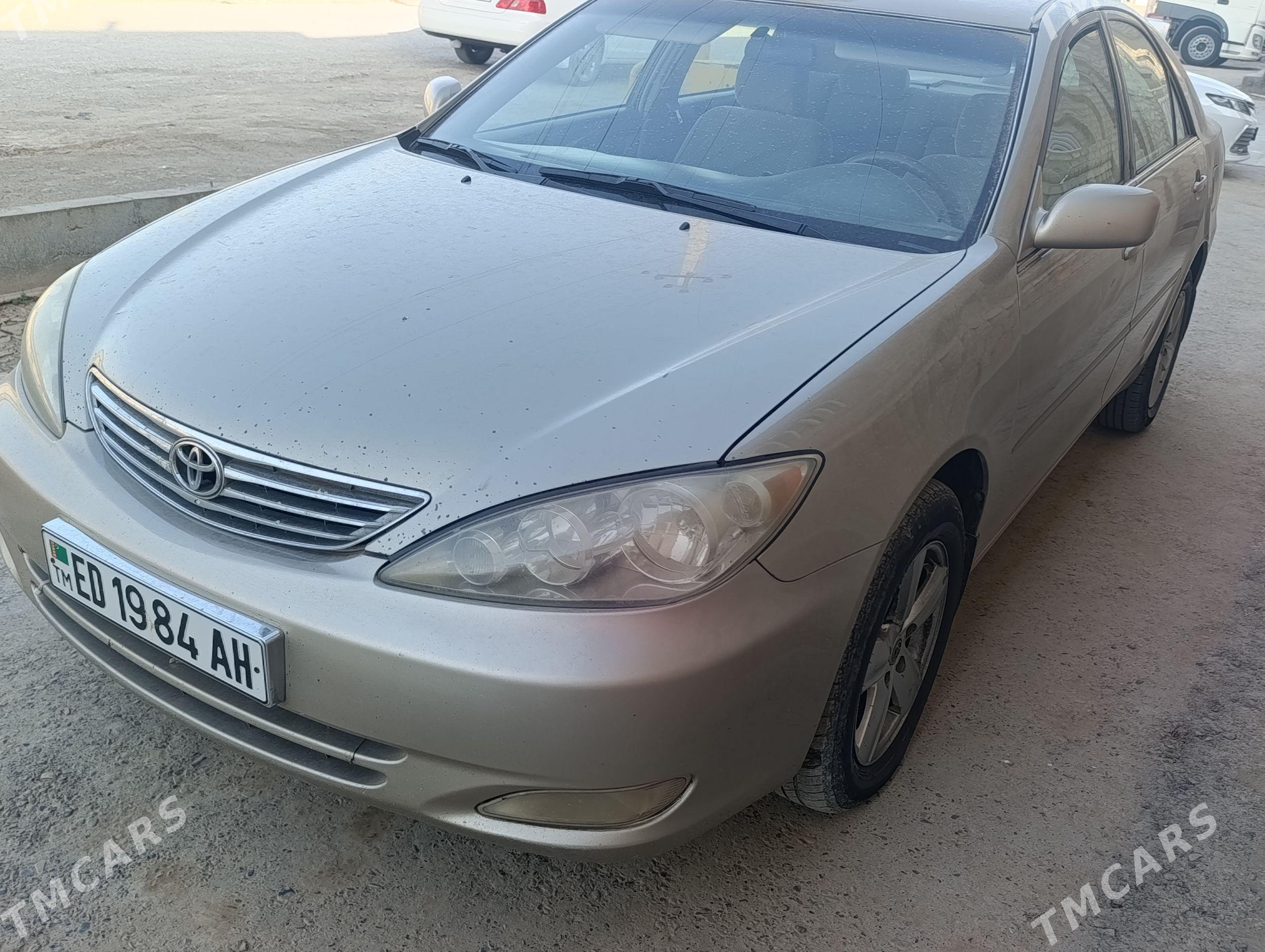 Toyota Camry 2004 - 174 000 TMT - Теджен - img 1