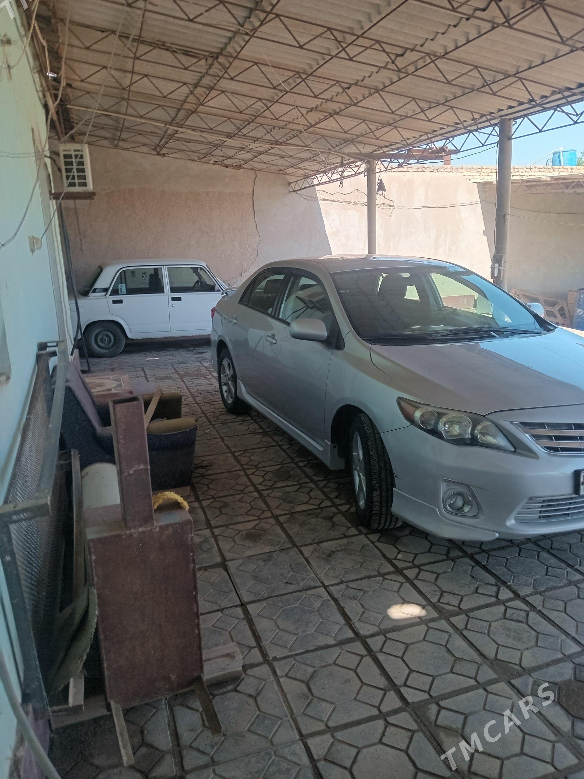 Toyota Corolla 2011 - 210 000 TMT - Halaç - img 1