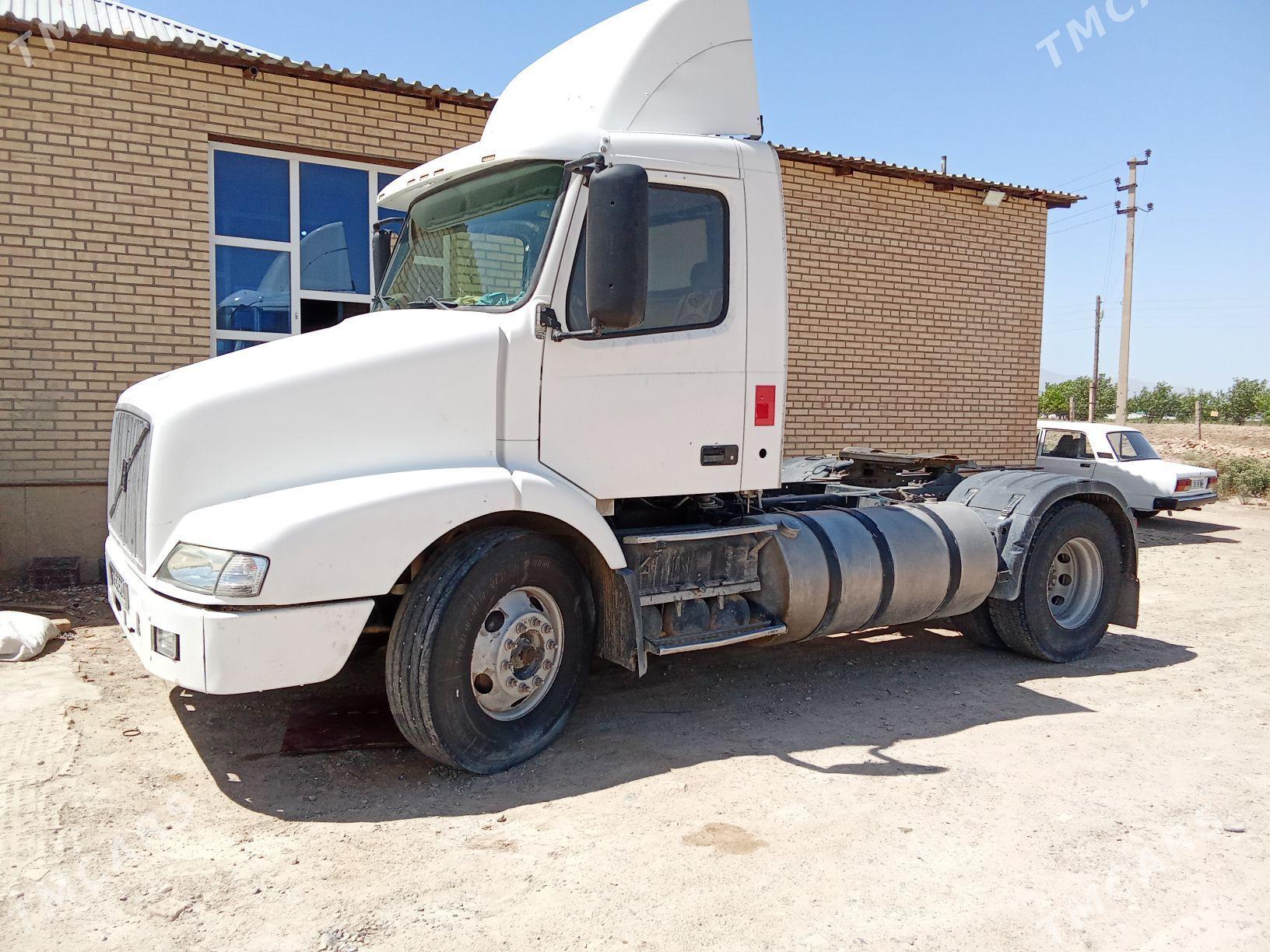 Volvo FH12 1993 - 270 000 TMT - Gyzylarbat - img 1