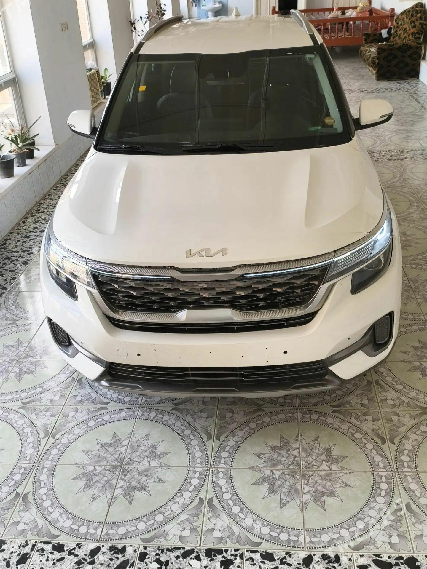 Kia Seltos 2023 - 260 000 TMT - Çärjew - img 1