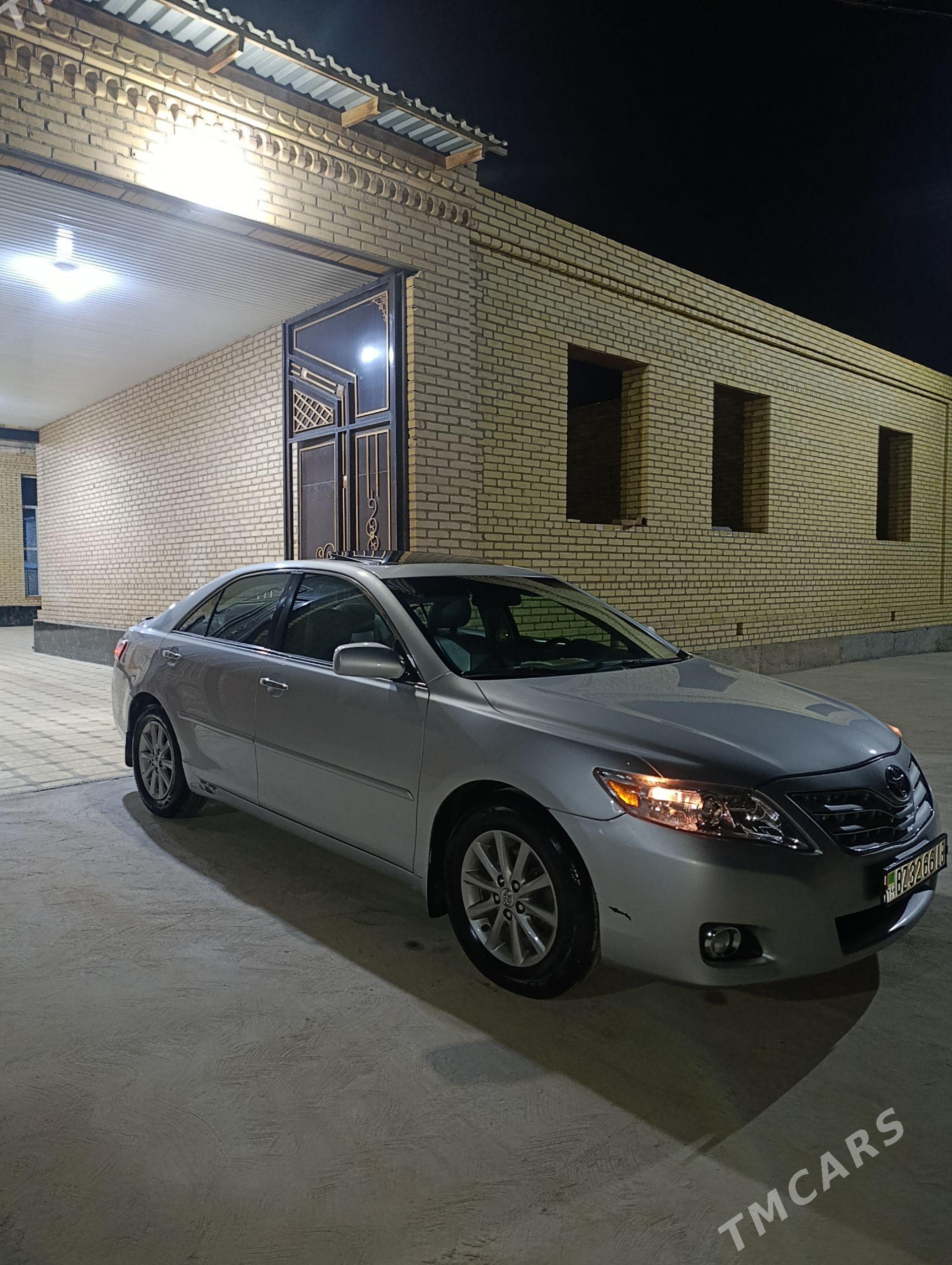 Toyota Camry 2011 - 250 000 TMT - Туркменабат - img 1