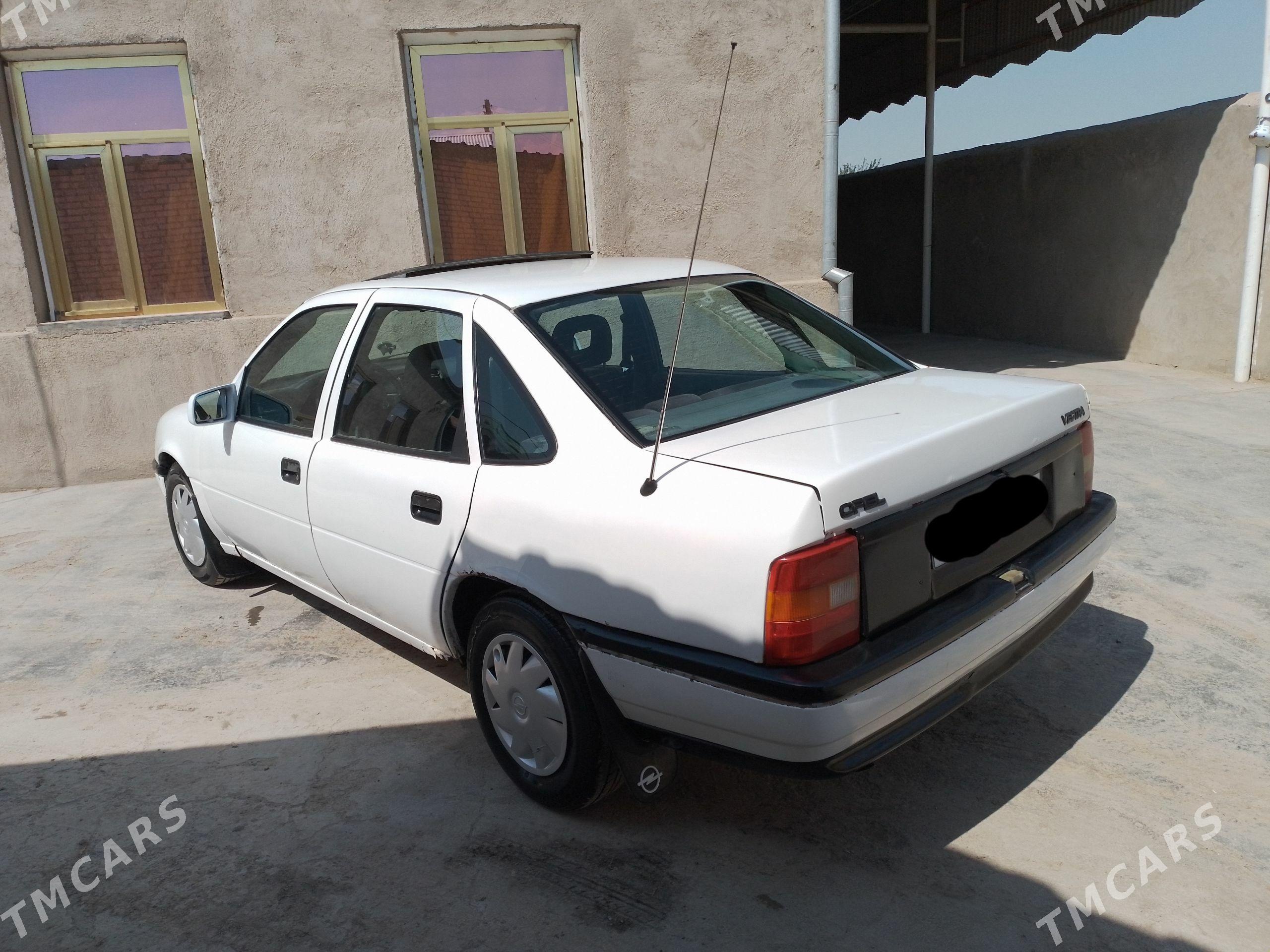Opel Vectra 1992 - 24 000 TMT - Mary - img 1
