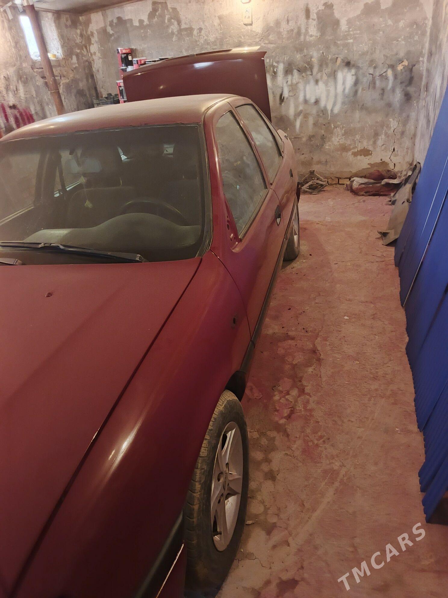 Opel Vectra 1995 - 55 000 TMT - Mary - img 1
