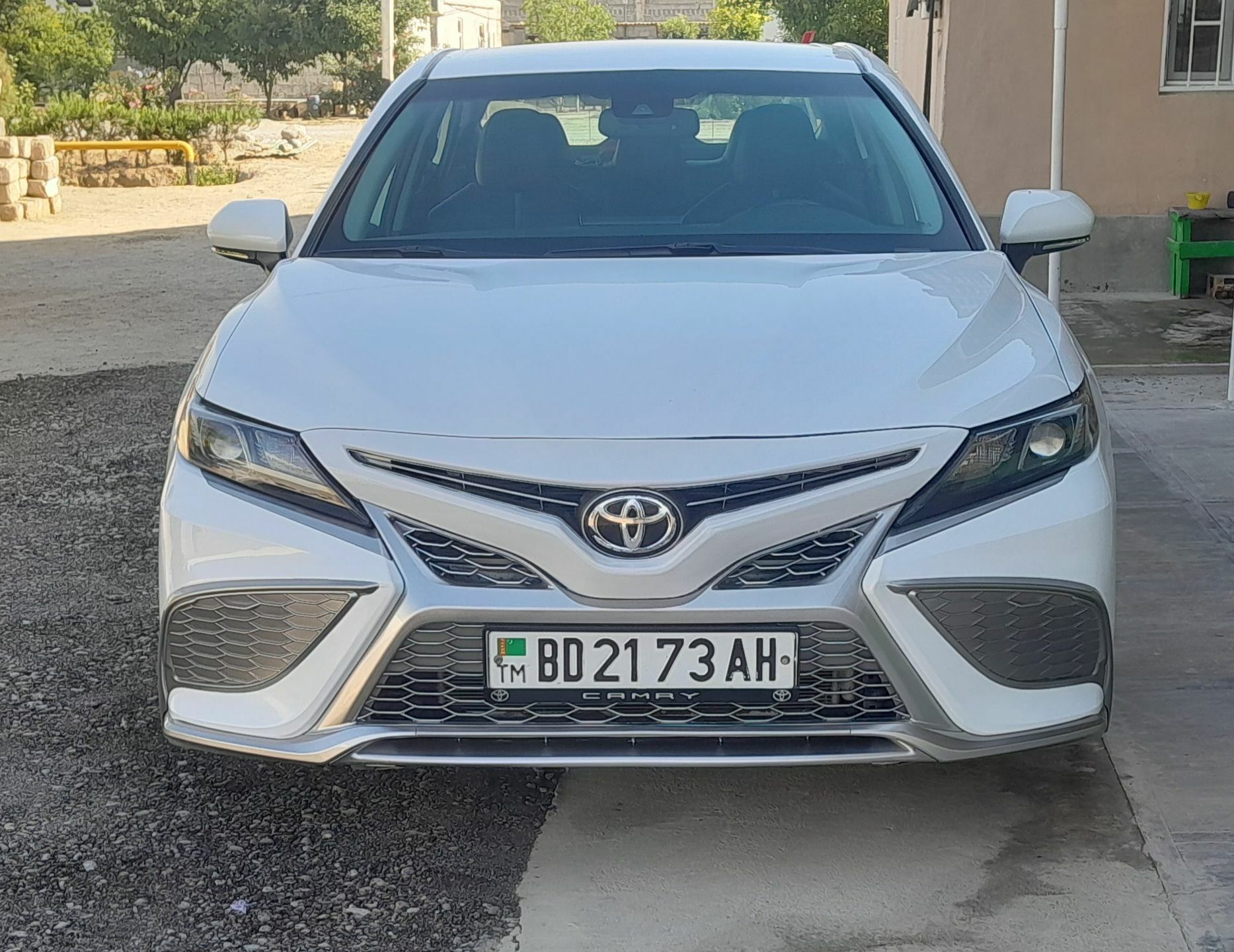 Toyota Camry 2022 - 340 000 TMT - Änew - img 1