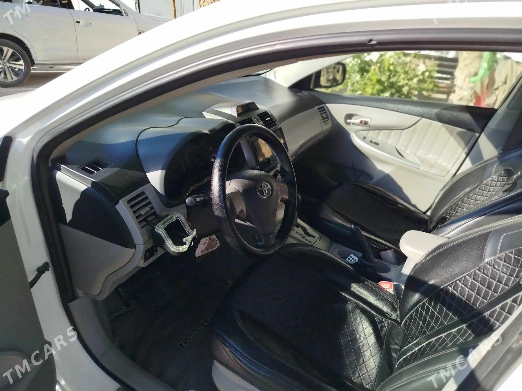 Toyota Corolla 2012 - 175 000 TMT - Теджен - img 1