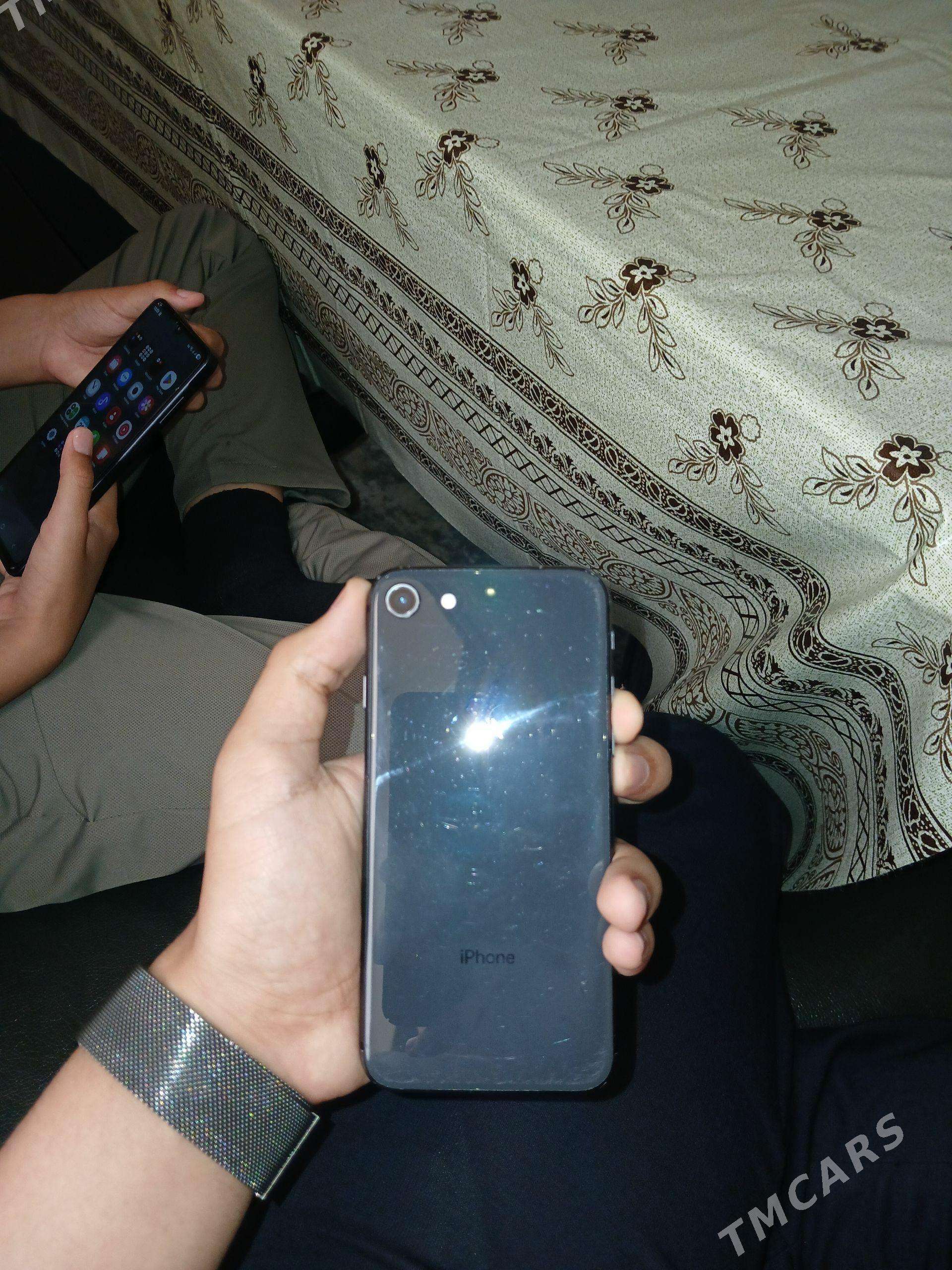 iPhone 8 - Ашхабад - img 1