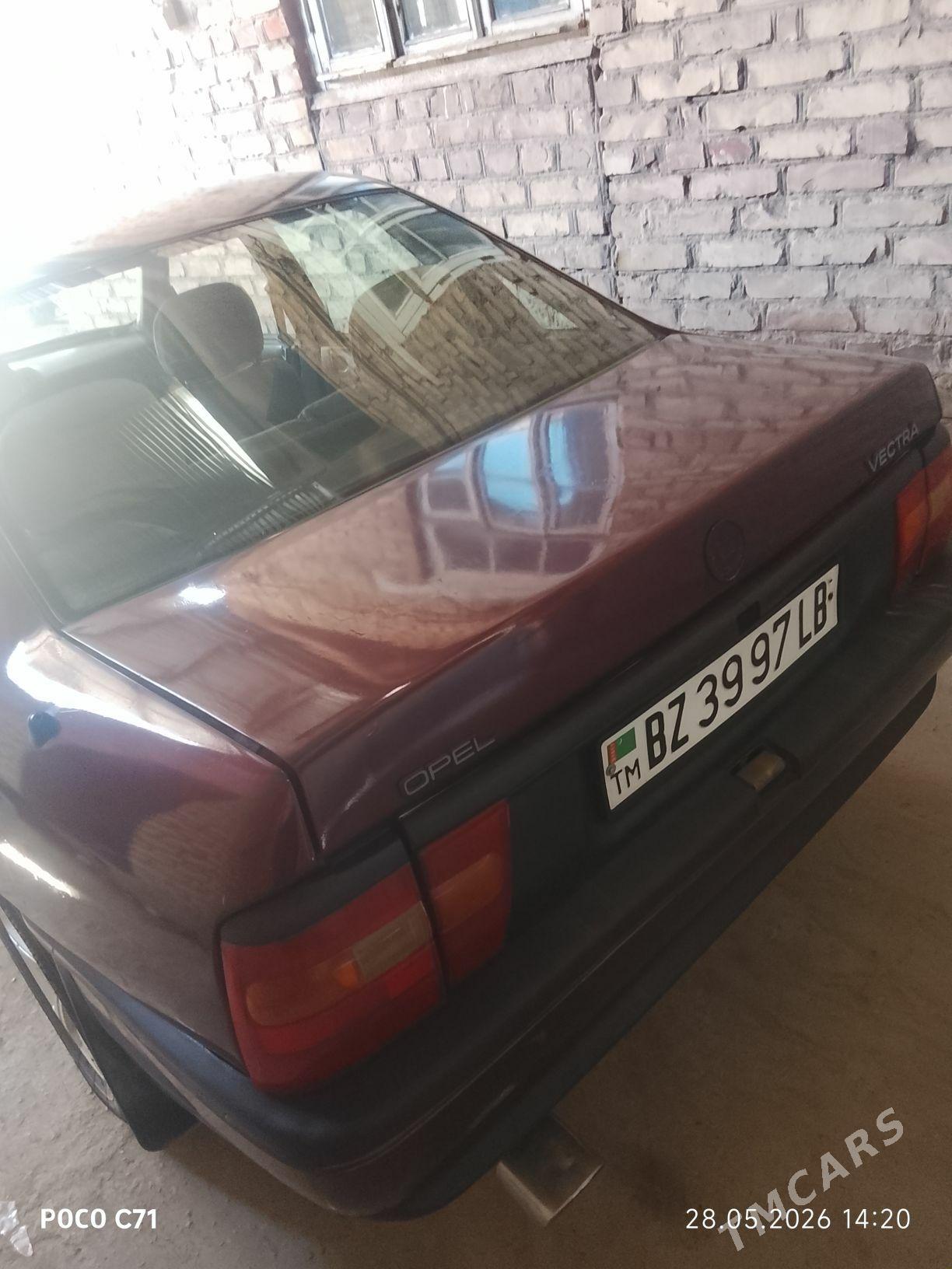 Opel Vectra 1992 - 40 000 TMT - Sakar - img 1