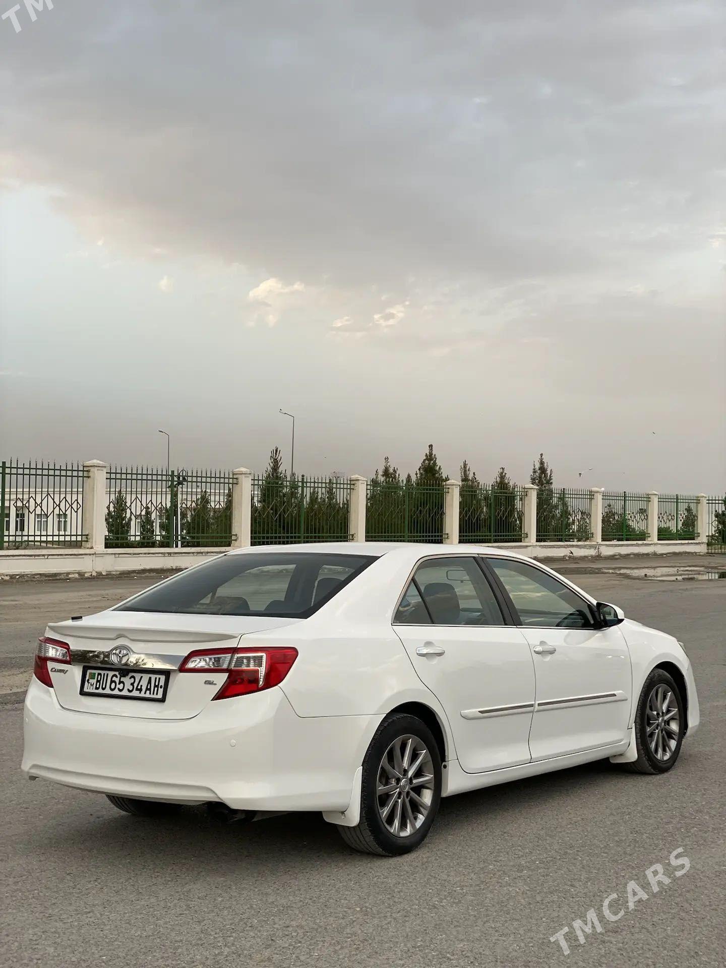 Toyota Camry 2013 - 215 000 TMT - Kaka - img 1