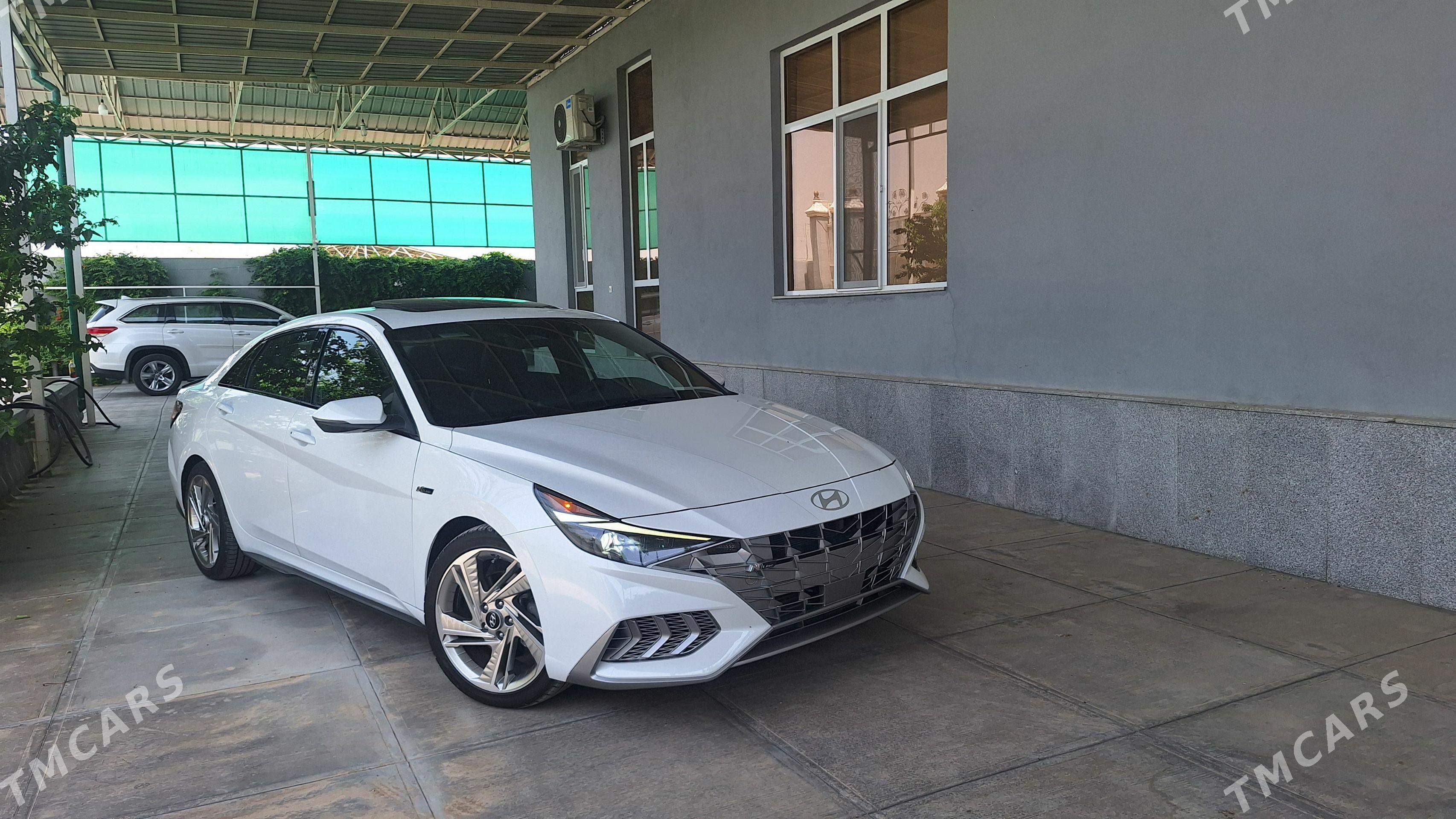 Hyundai Elantra 2023 - 320 000 TMT - Бузмеин - img 1