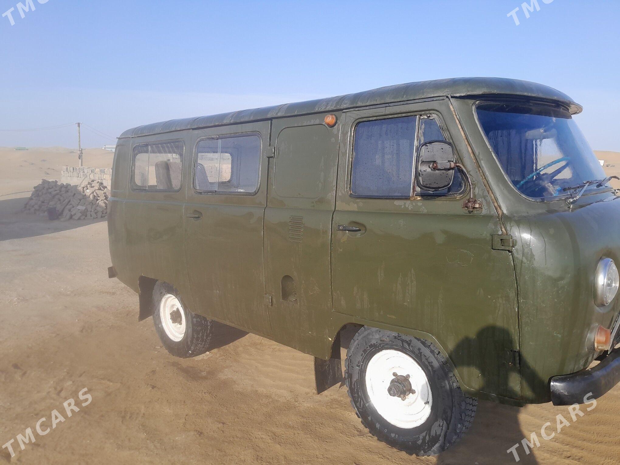 UAZ 469 1989 - 25 000 TMT - Ак-Бугдайский этрап - img 1