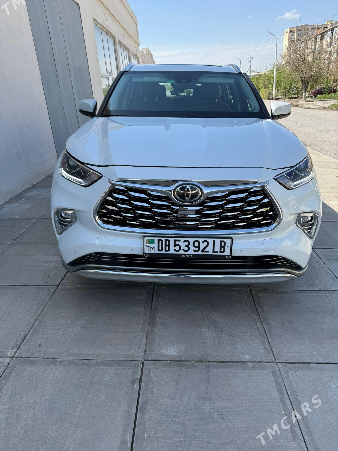 Toyota Highlander 2023 - 545 000 TMT - Türkmenabat - img 1