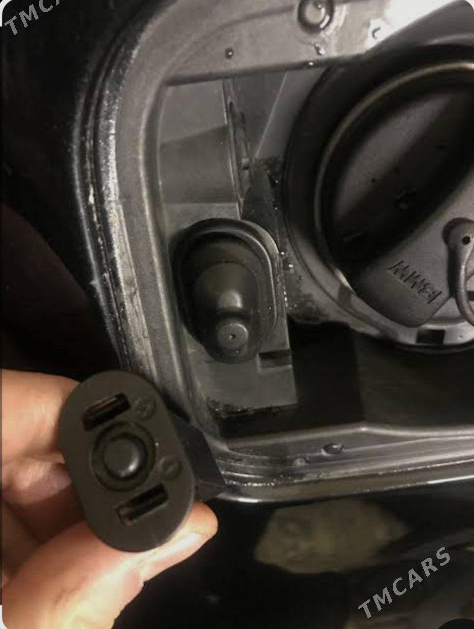Bmw e60 bak knopga 350 TMT - Mary - img 1