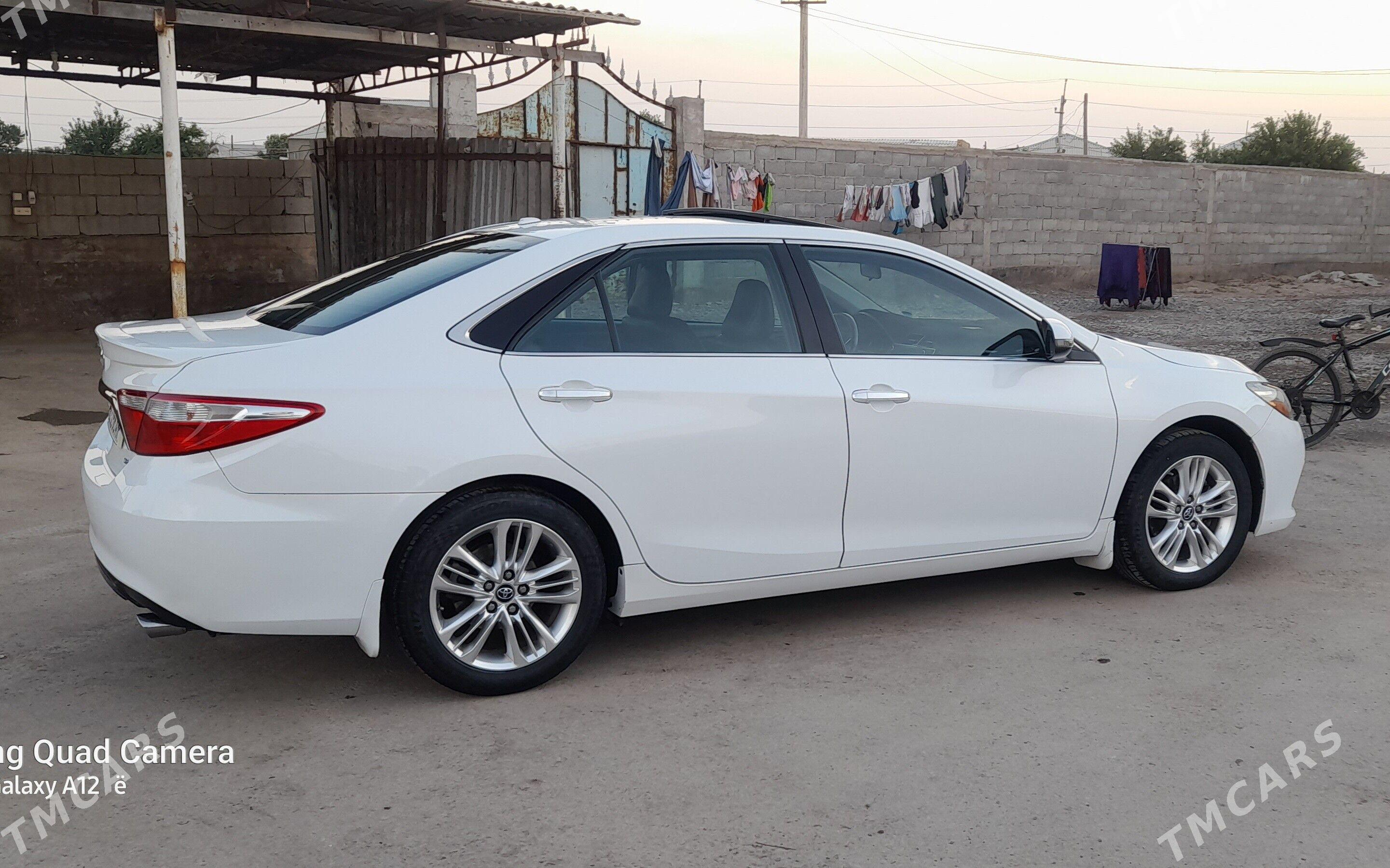 Toyota Camry 2017 - 300 000 TMT - Теджен - img 1