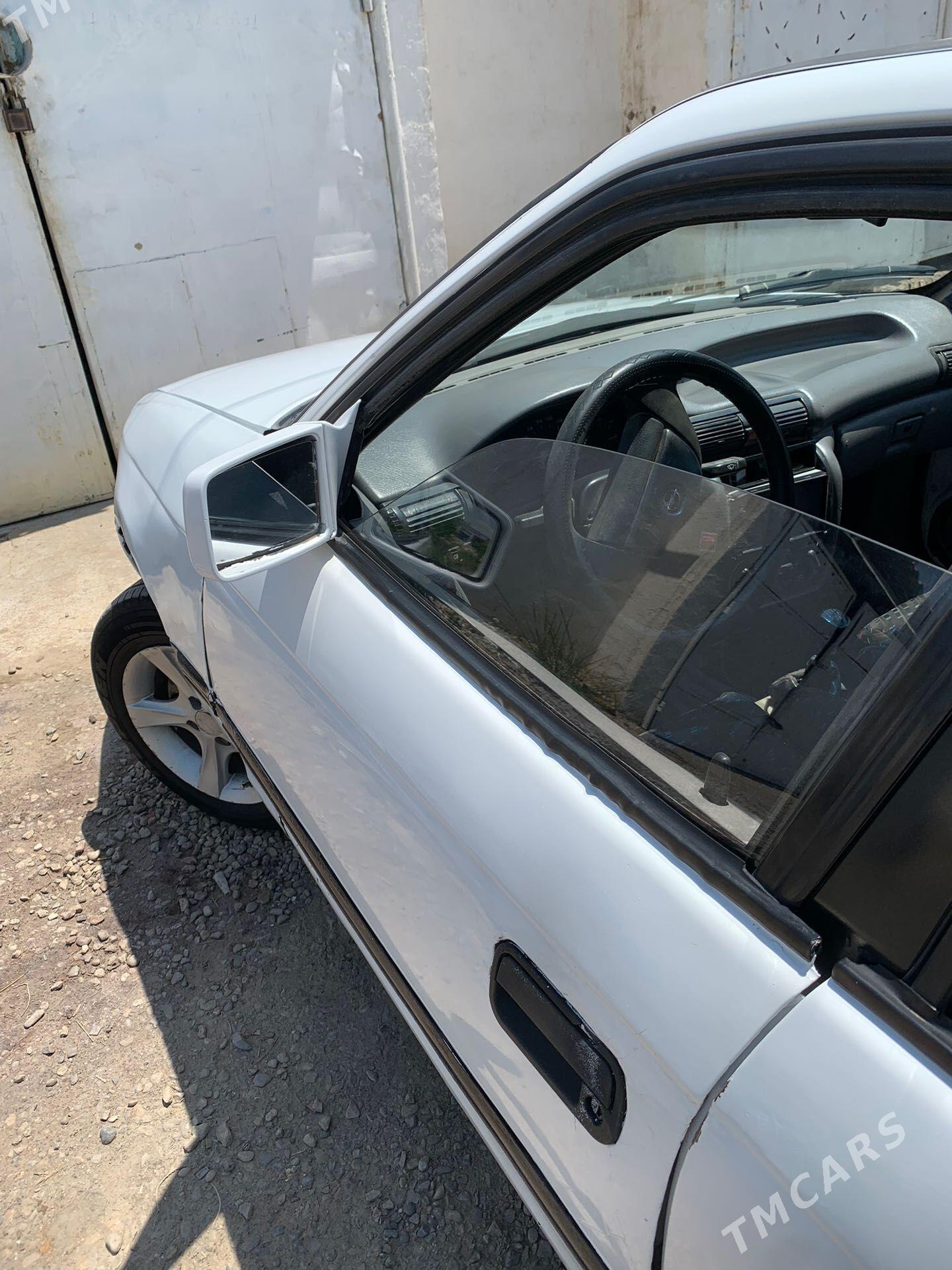 Opel Astra 1993 - 40 000 TMT - Мары - img 1