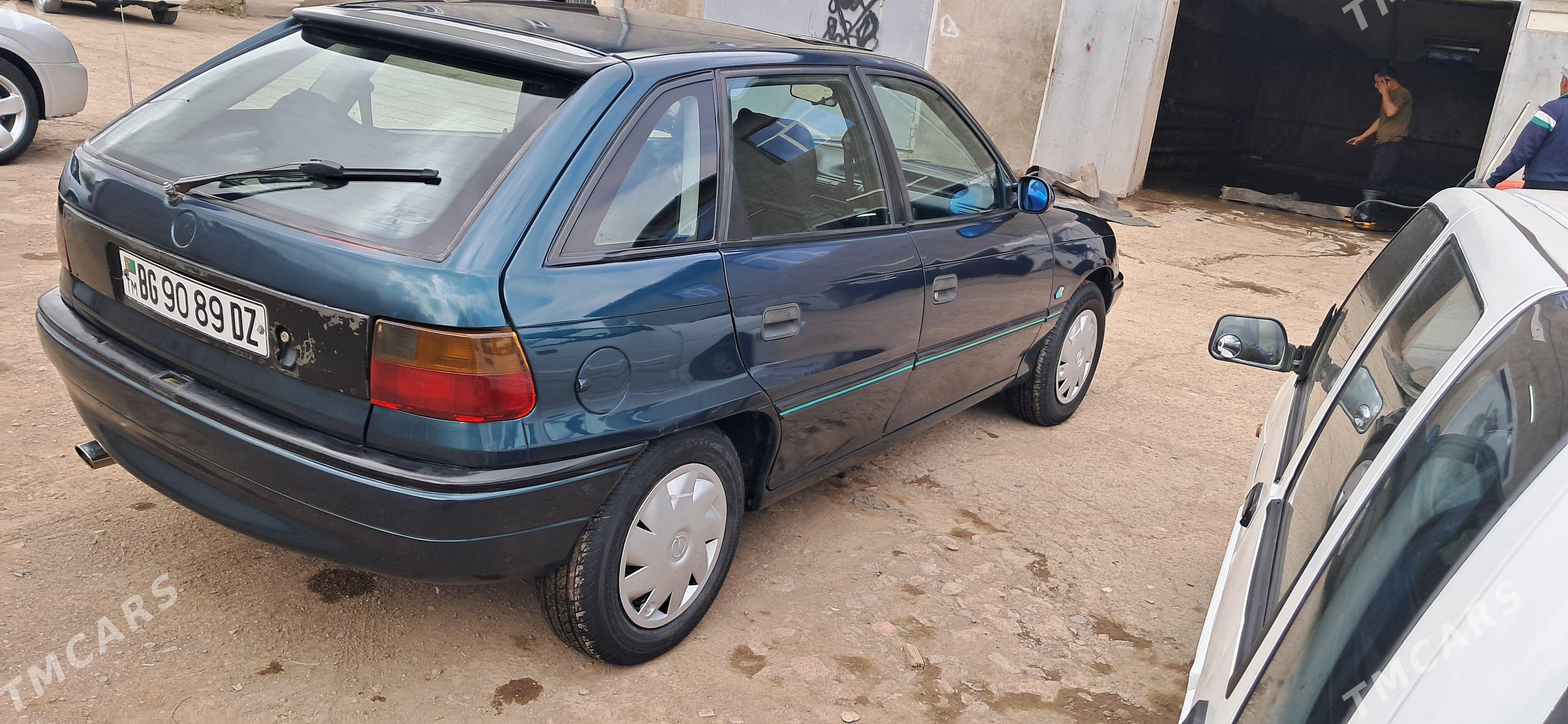 Opel Astra 1993 - 40 000 TMT - Дашогуз - img 1
