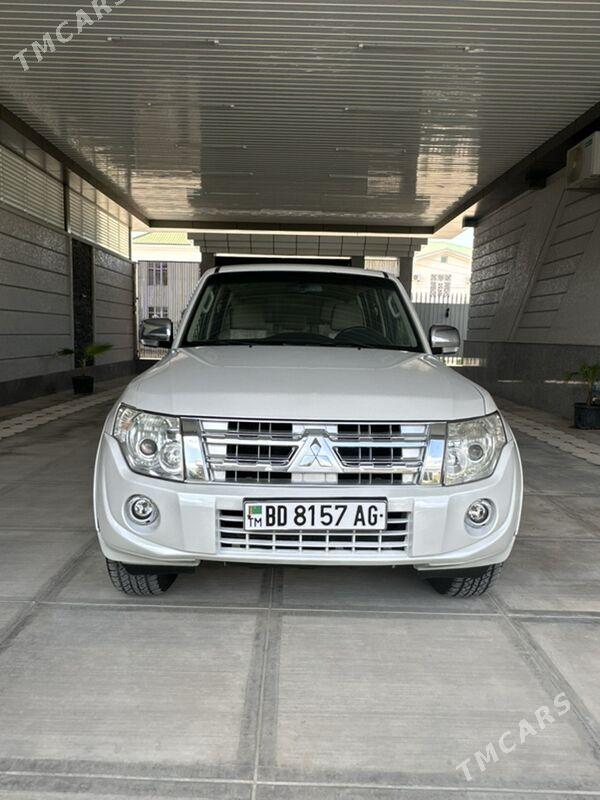 Mitsubishi Pajero 2014 - 270 000 TMT - Анев - img 1
