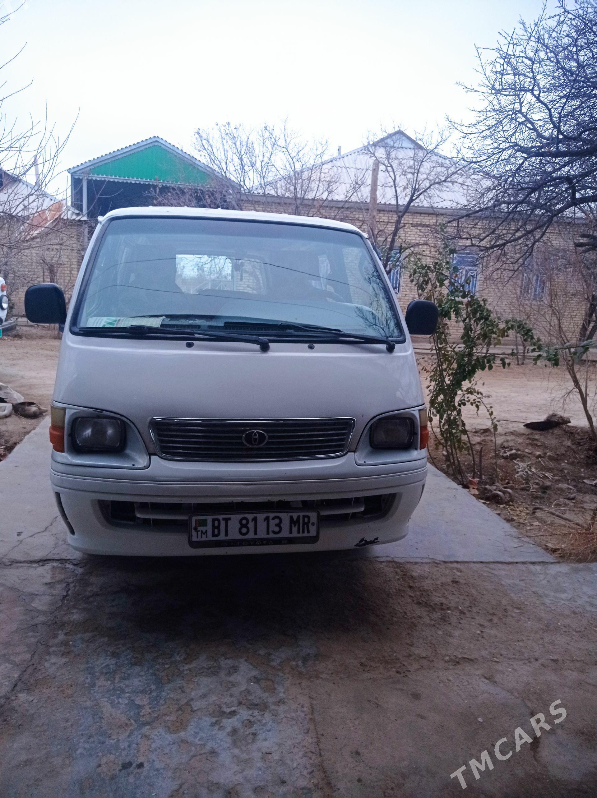 Toyota Hiace 2003 - 110 000 TMT - Туркменгала - img 1