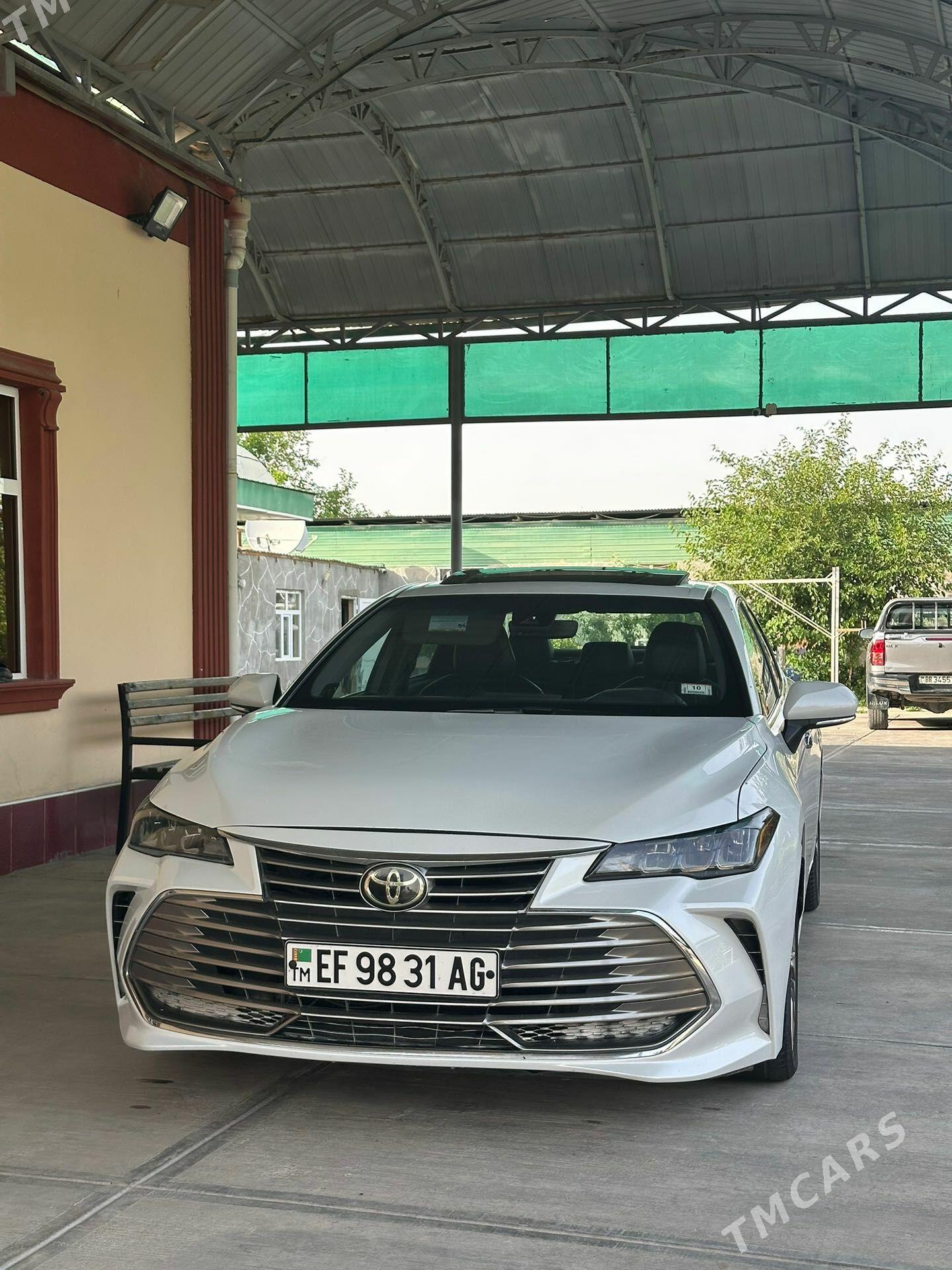 Toyota Avalon 2019 - 480 000 TMT - Ашхабад - img 1