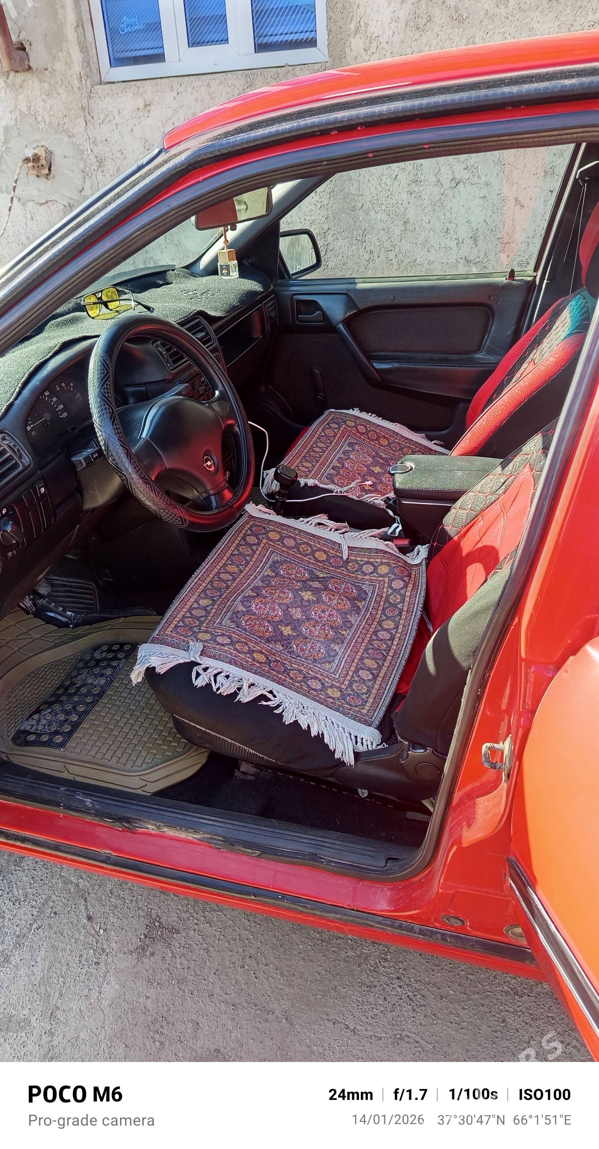 Opel Vectra 1991 - 50 000 TMT - Койтендаг - img 1
