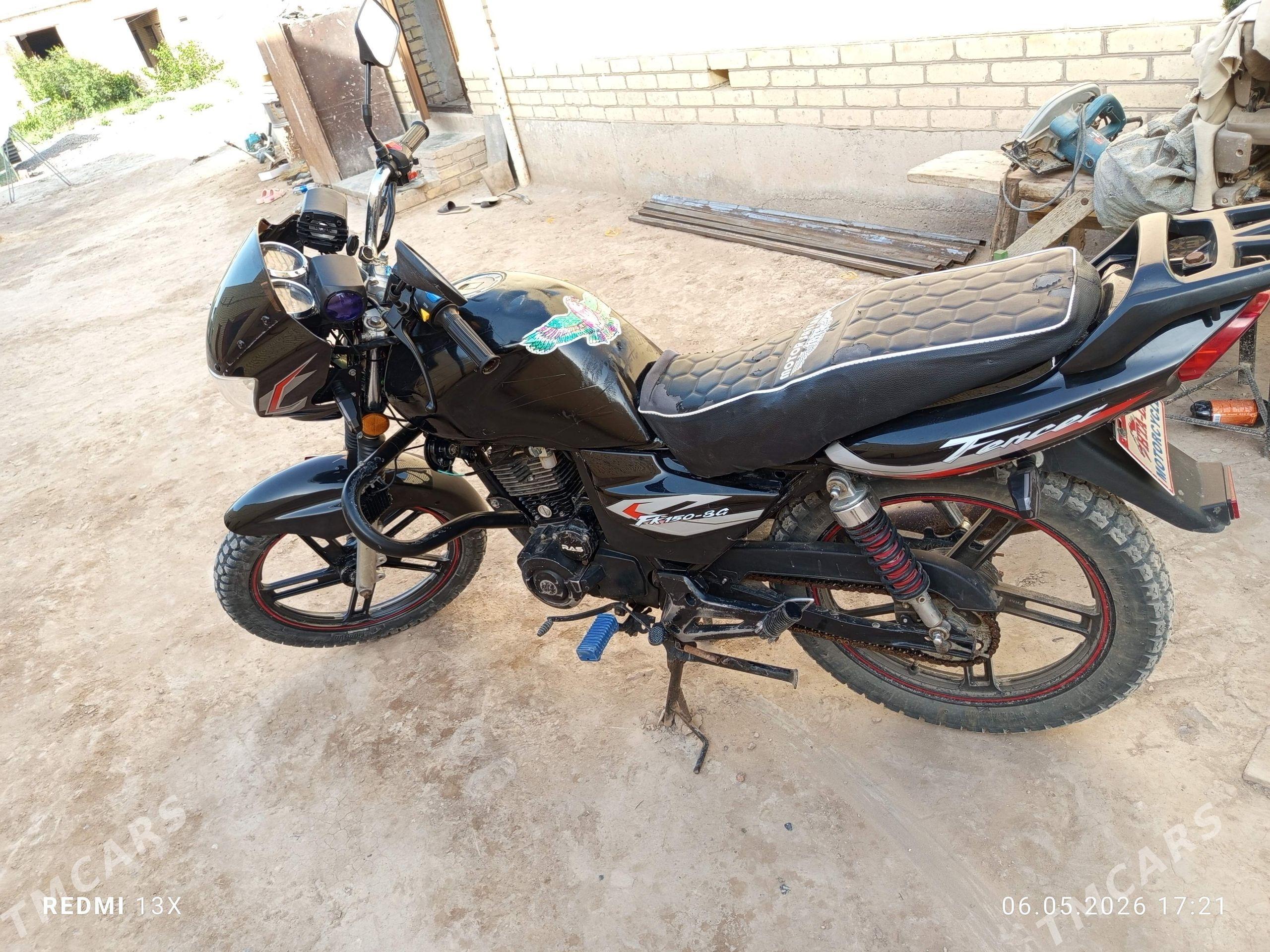 Fekon FK150-8G 2014 - 16 500 TMT - Дянев - img 1