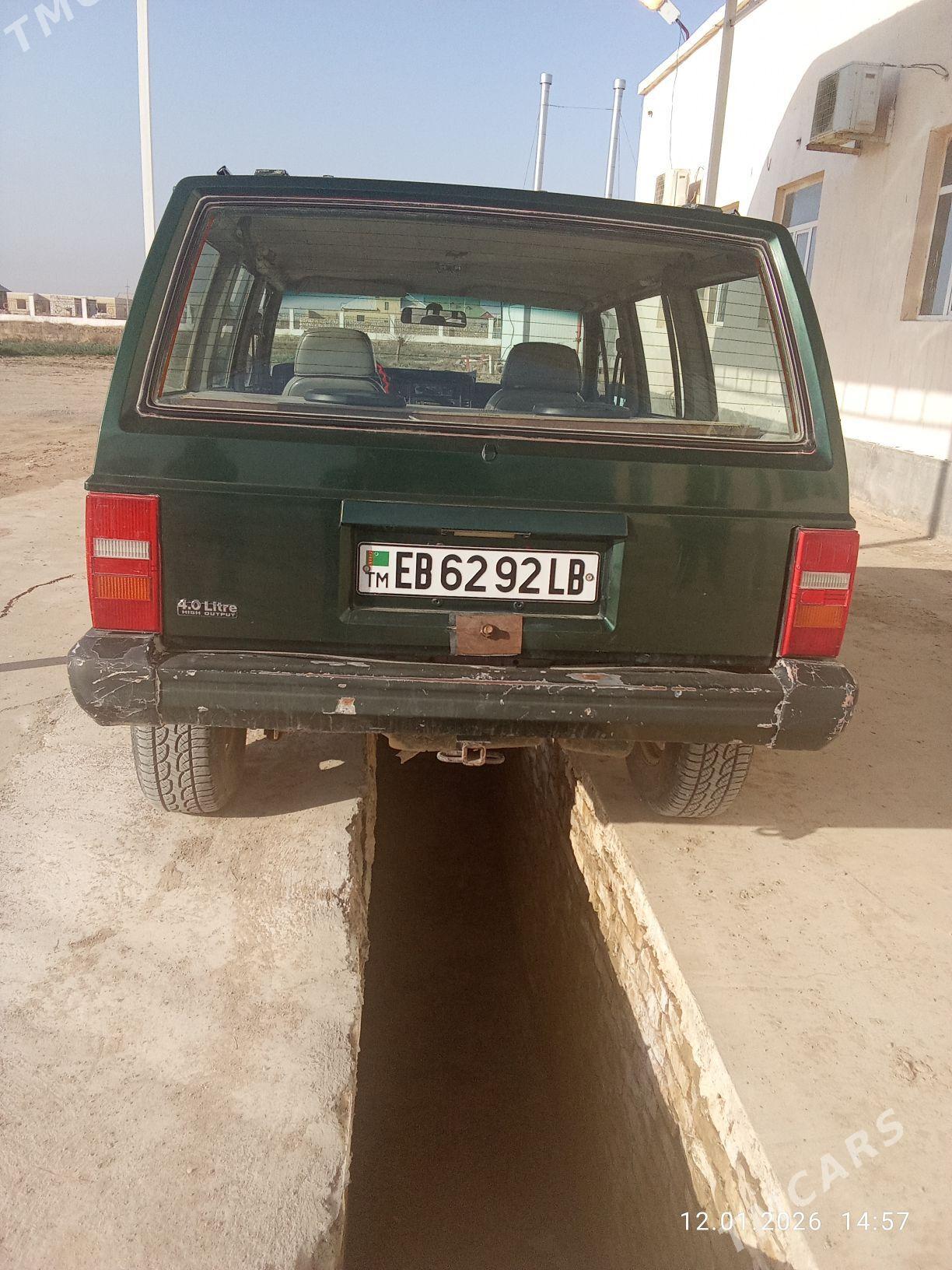 Jeep Cherokee 1991 - 30 000 TMT - Достлук - img 1